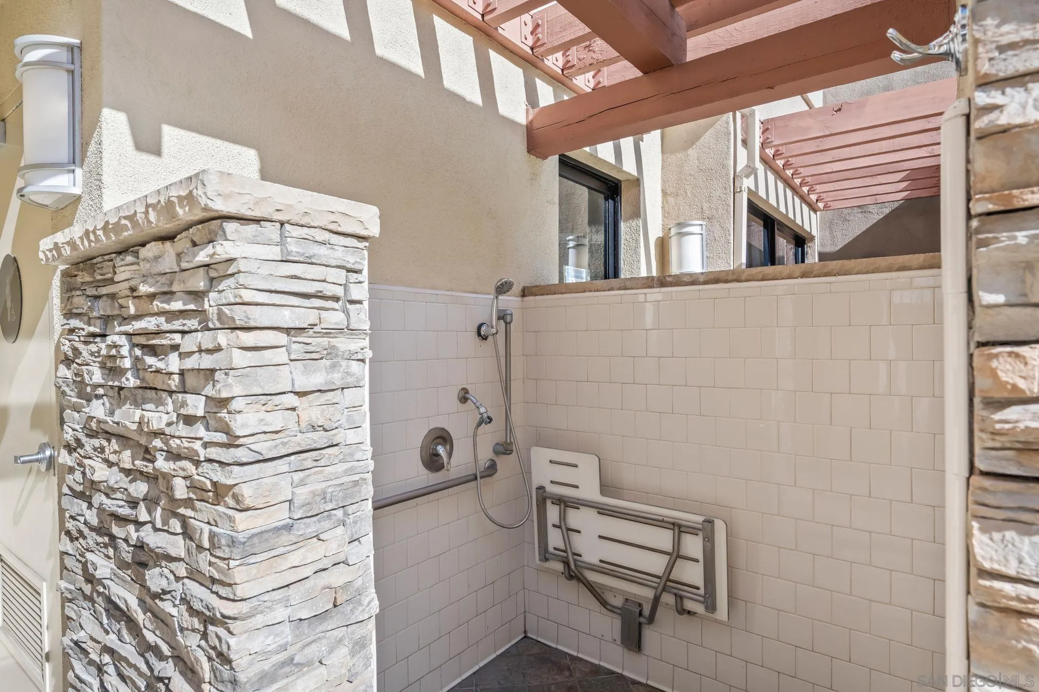 Photo #57: 260019857 Listing: Photo #57
