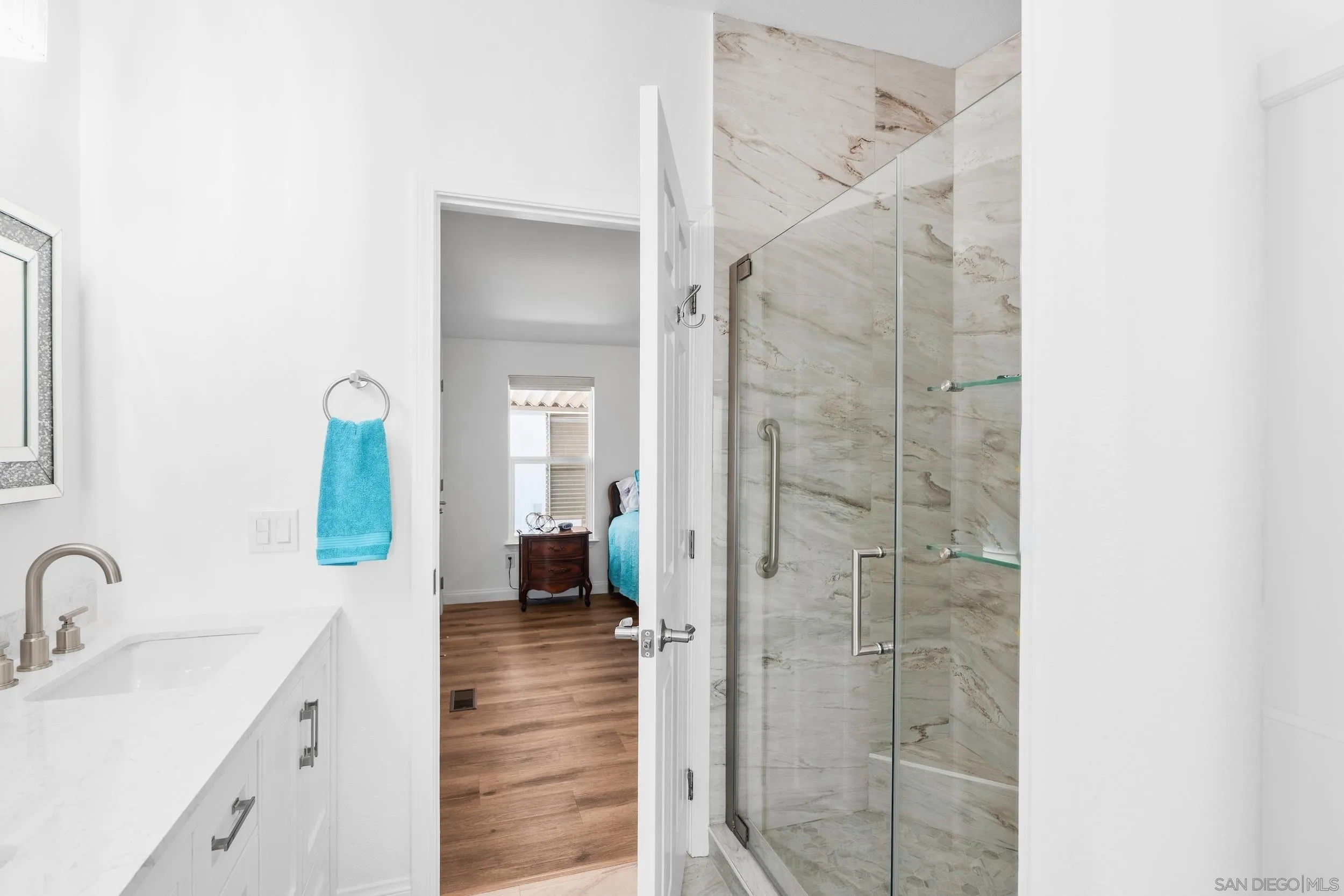 https://cdn.realtyfeed.com/cdn/127/260019862/11ac6a24ffa87ecc7e449f9ec74b43b6.webp