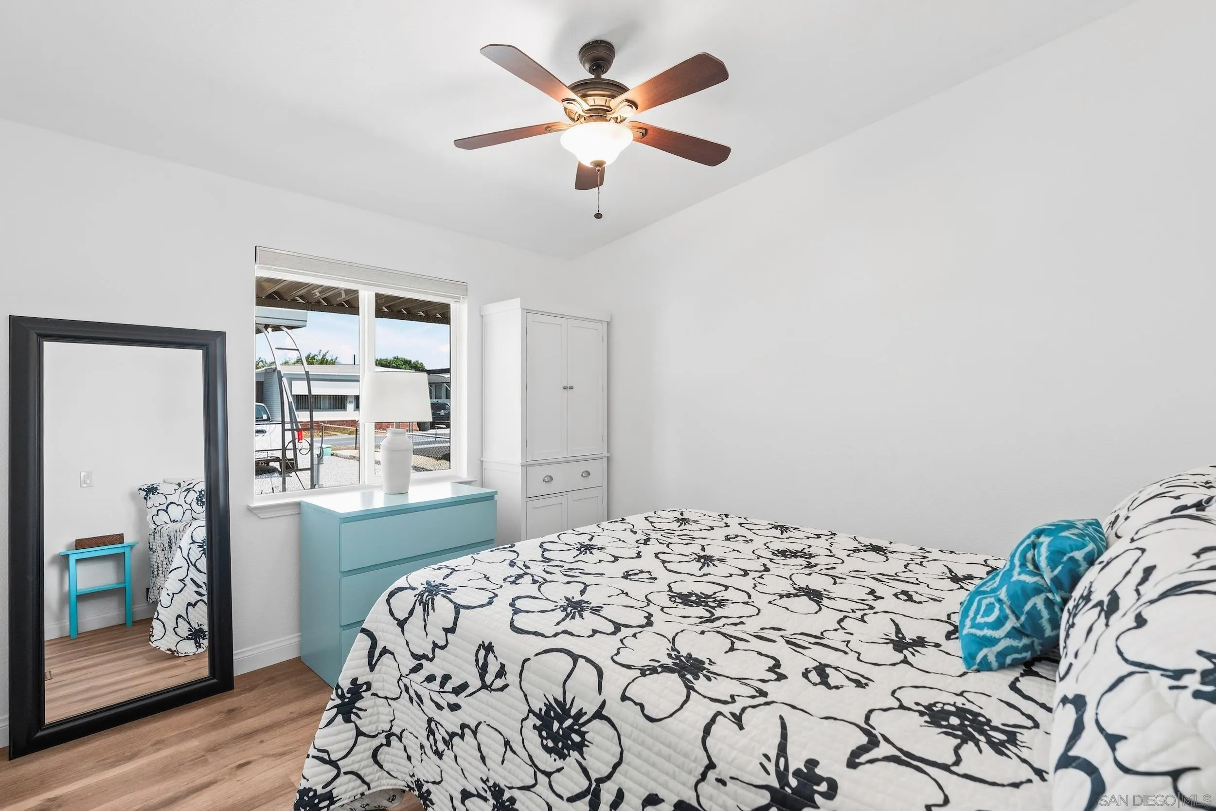 https://cdn.realtyfeed.com/cdn/127/260019862/264f86d841e76659b3bdafa7c919a31d.webp