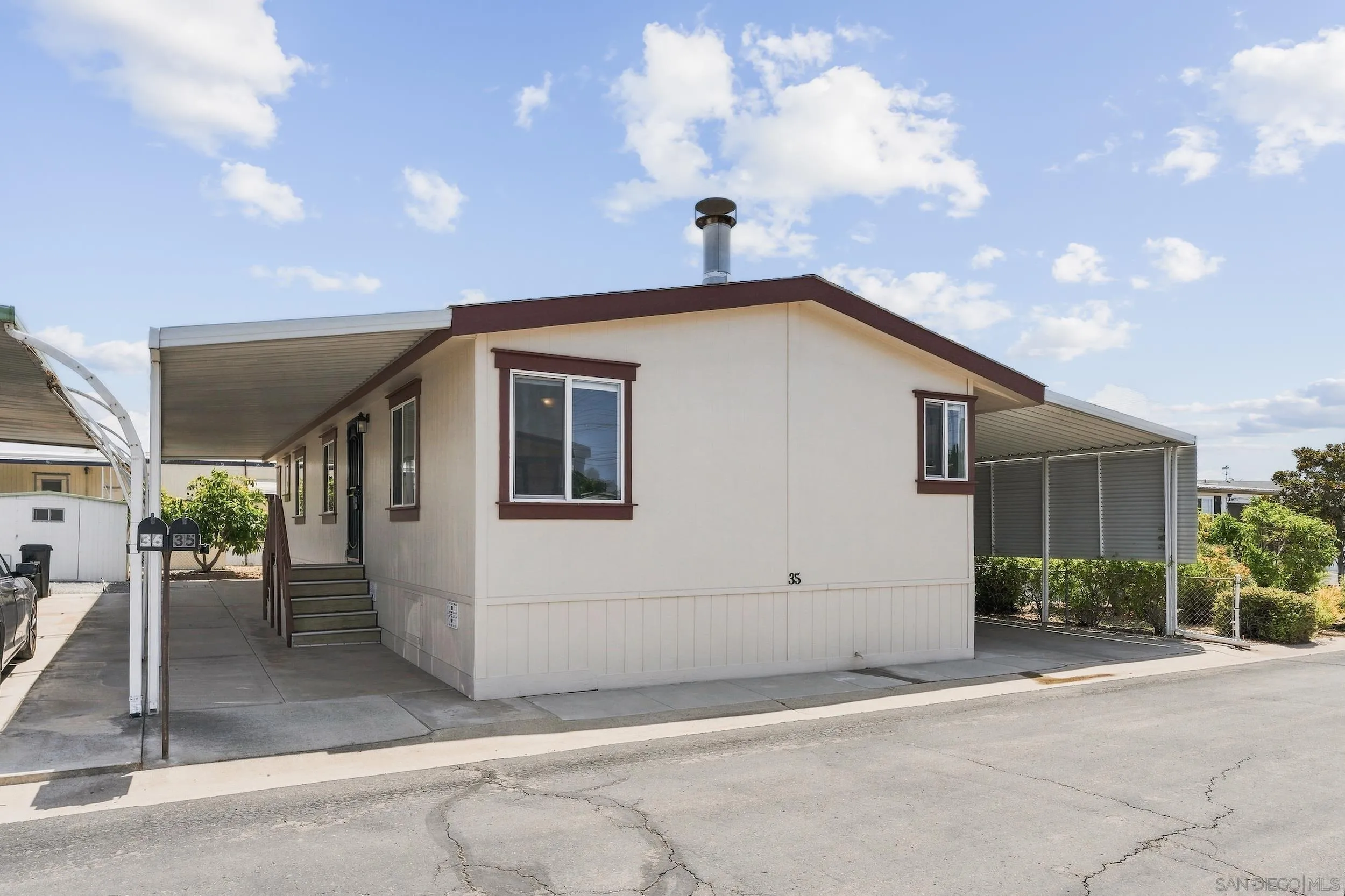 https://cdn.realtyfeed.com/cdn/127/260019862/335c9e8bc170afe7ecdd01dbfc780ab5.webp