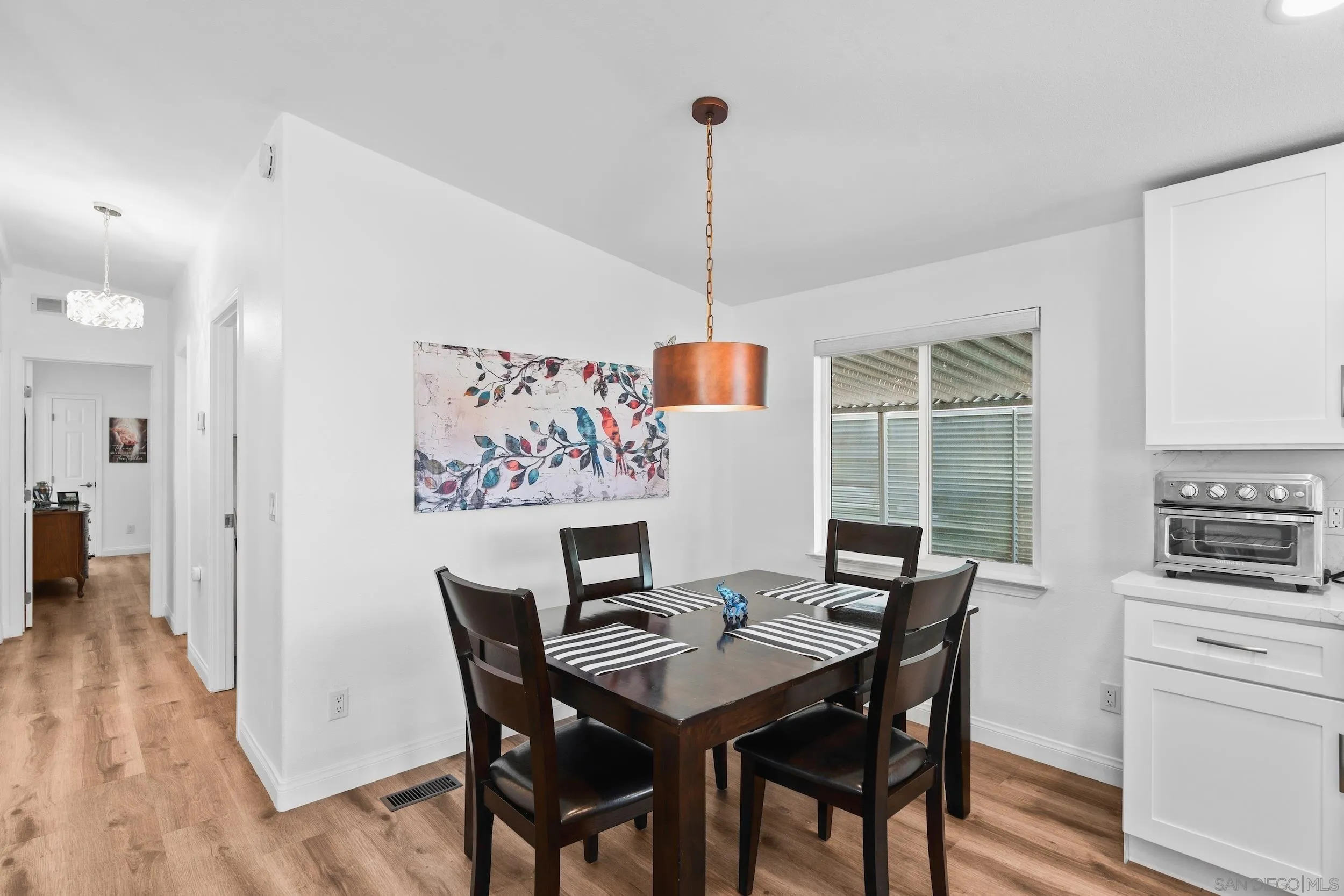 https://cdn.realtyfeed.com/cdn/127/260019862/6779b2a4ce9be44926419fdb17db0394.webp