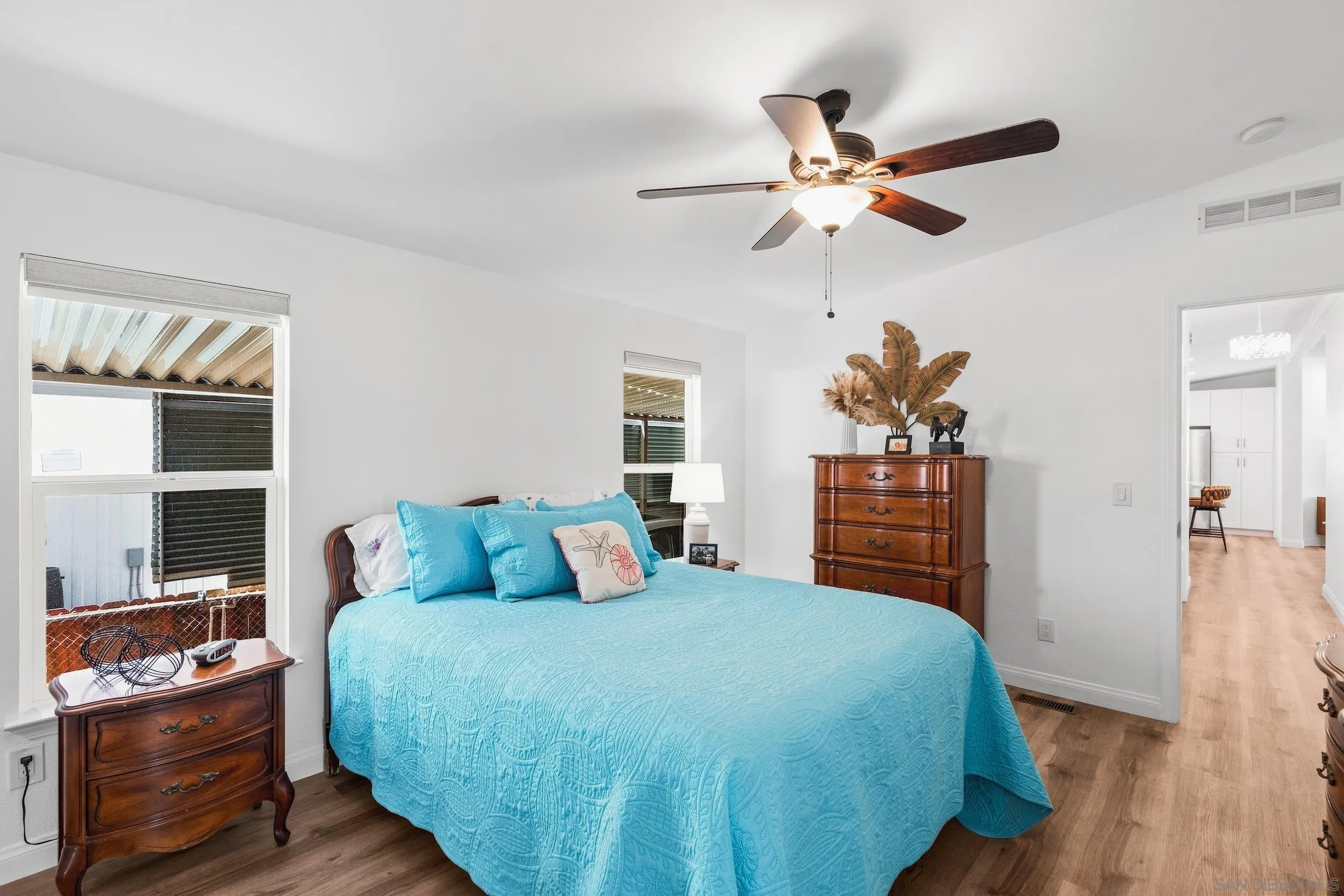 https://cdn.realtyfeed.com/cdn/127/260019862/cfcb8917adee77dd1e50d6e46502b3cd.webp