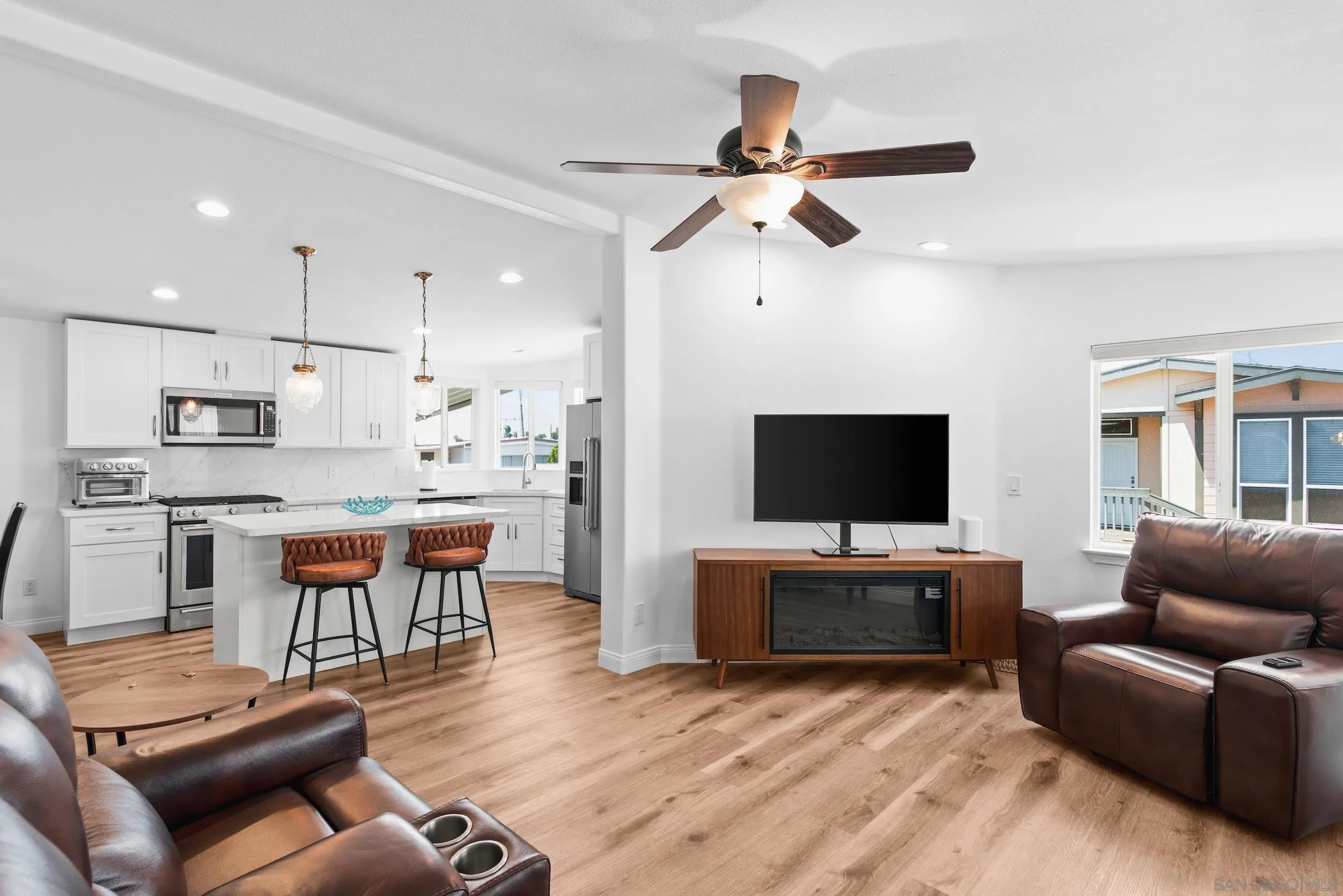 https://cdn.realtyfeed.com/cdn/127/260019862/f6b360550097ddd42cefcf02f5f2a7e1.webp