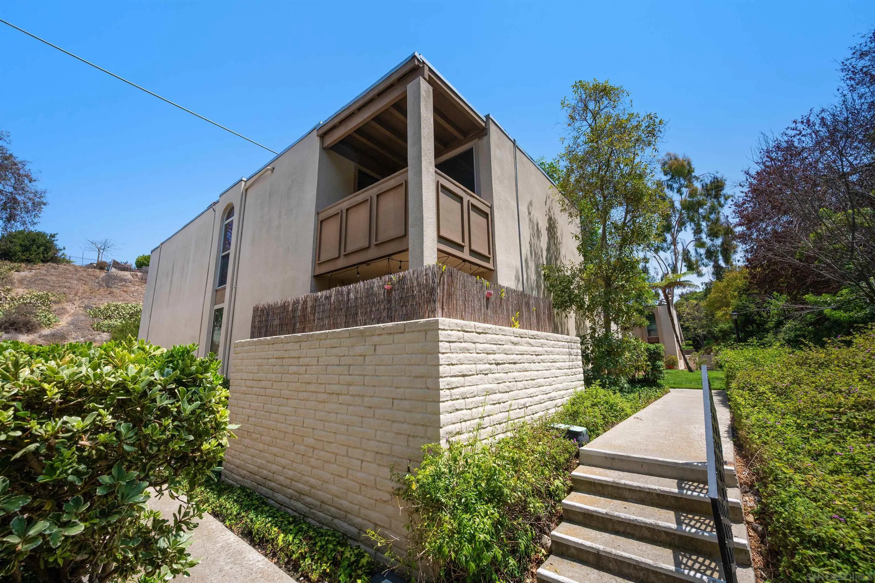 https://cdn.realtyfeed.com/cdn/127/260019865/455f8a3e781e873d63d0b97adc902521.webp
