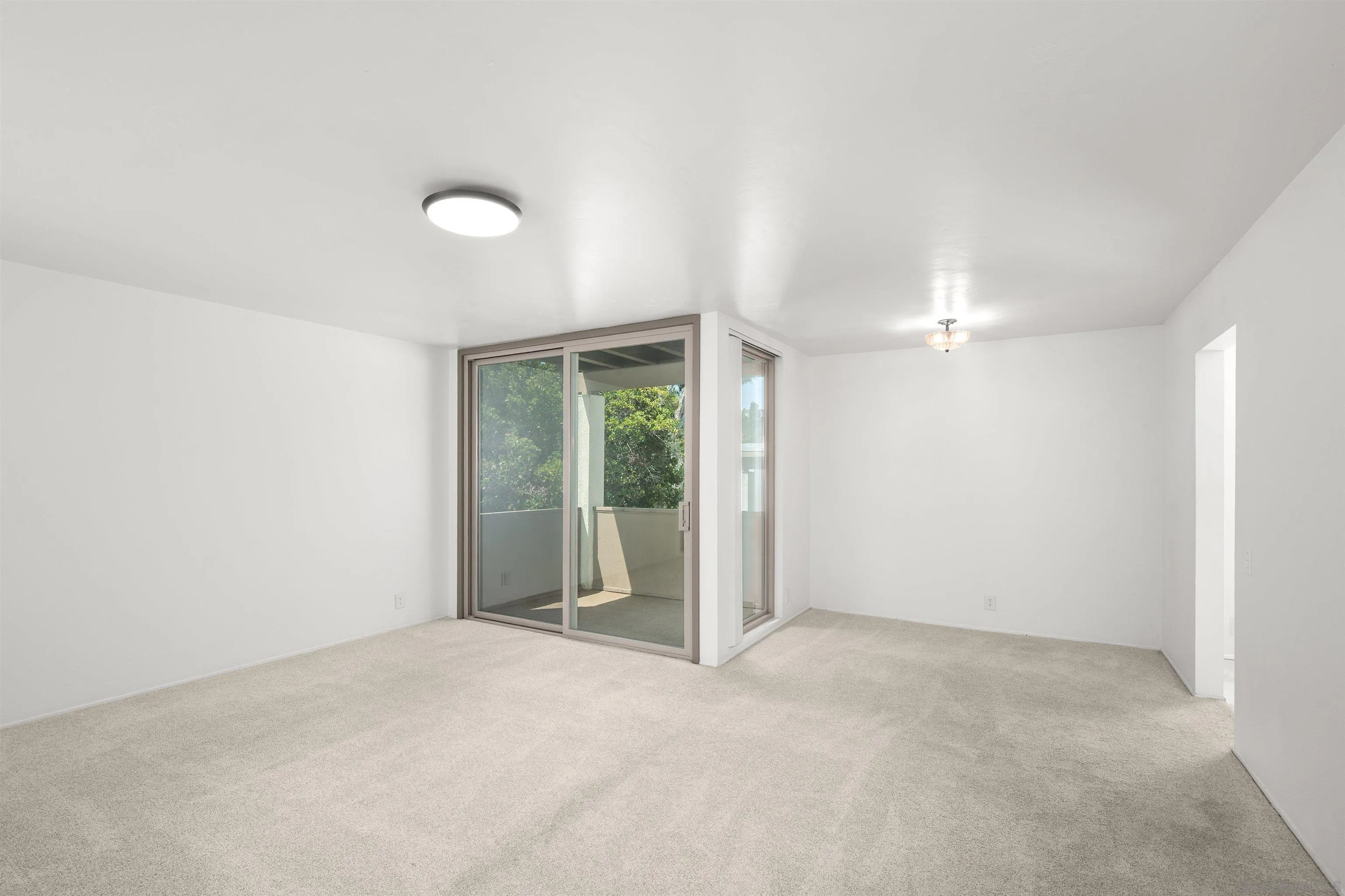https://cdn.realtyfeed.com/cdn/127/260019865/75a735866035e4abc787ecdf77c14050.webp