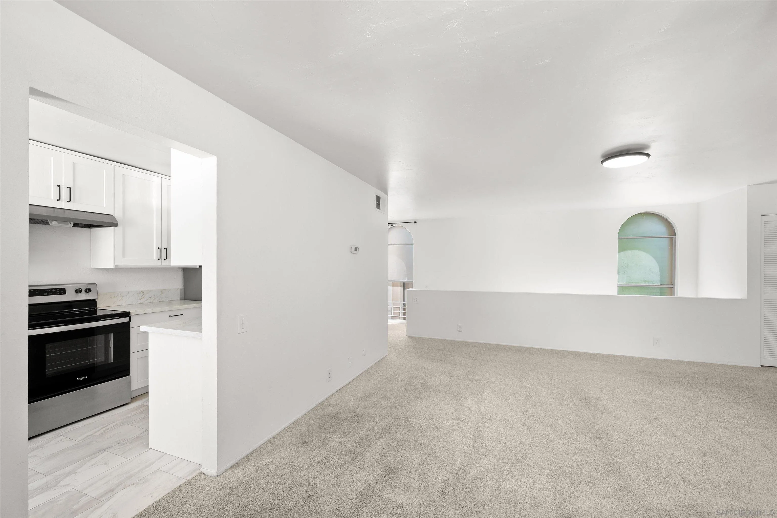 https://cdn.realtyfeed.com/cdn/127/260019865/a65177dc17754a8df72a5b5708859c6d.webp