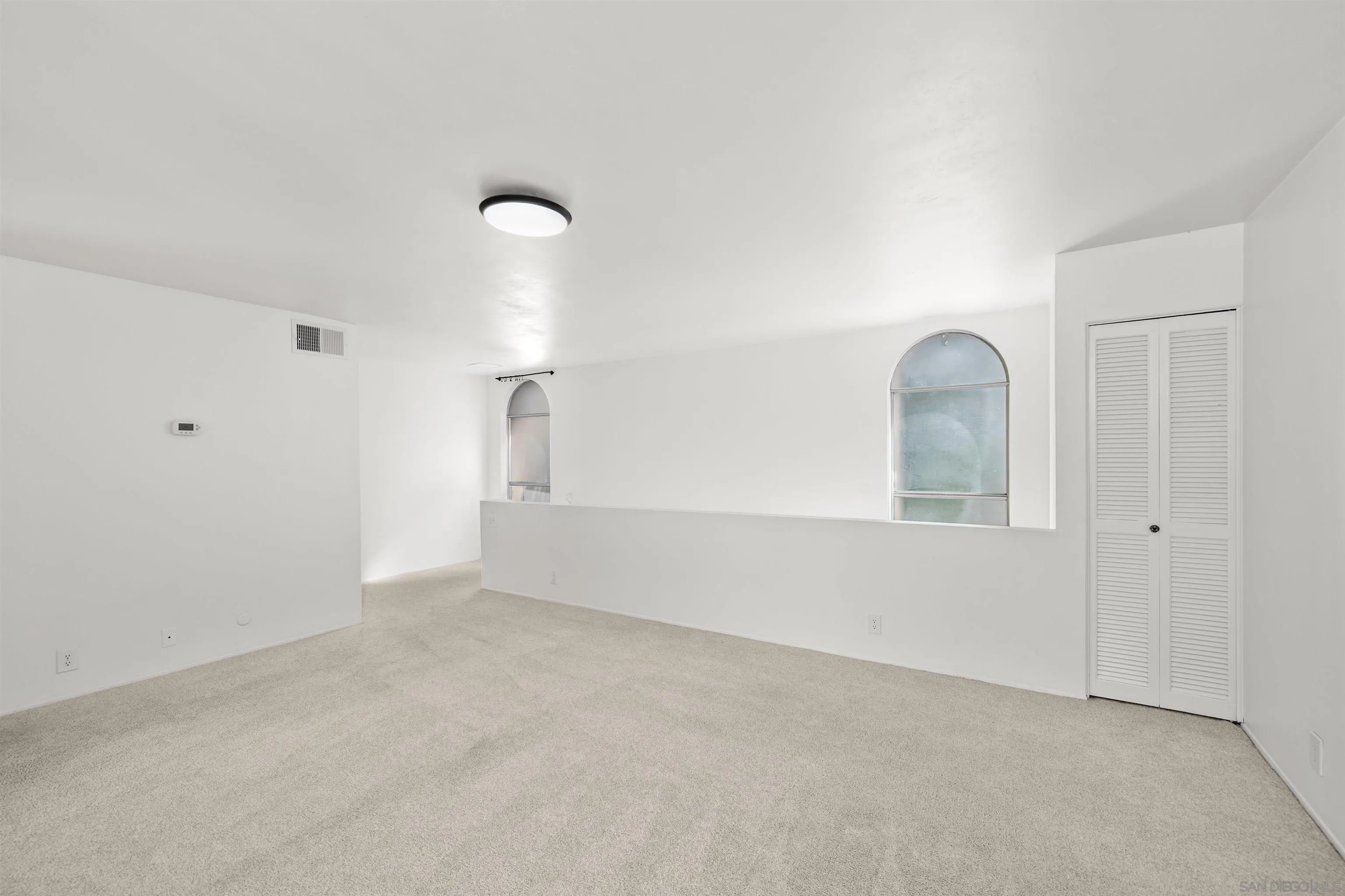 https://cdn.realtyfeed.com/cdn/127/260019865/d2d0045900a982f1d07aa2139814be03.webp