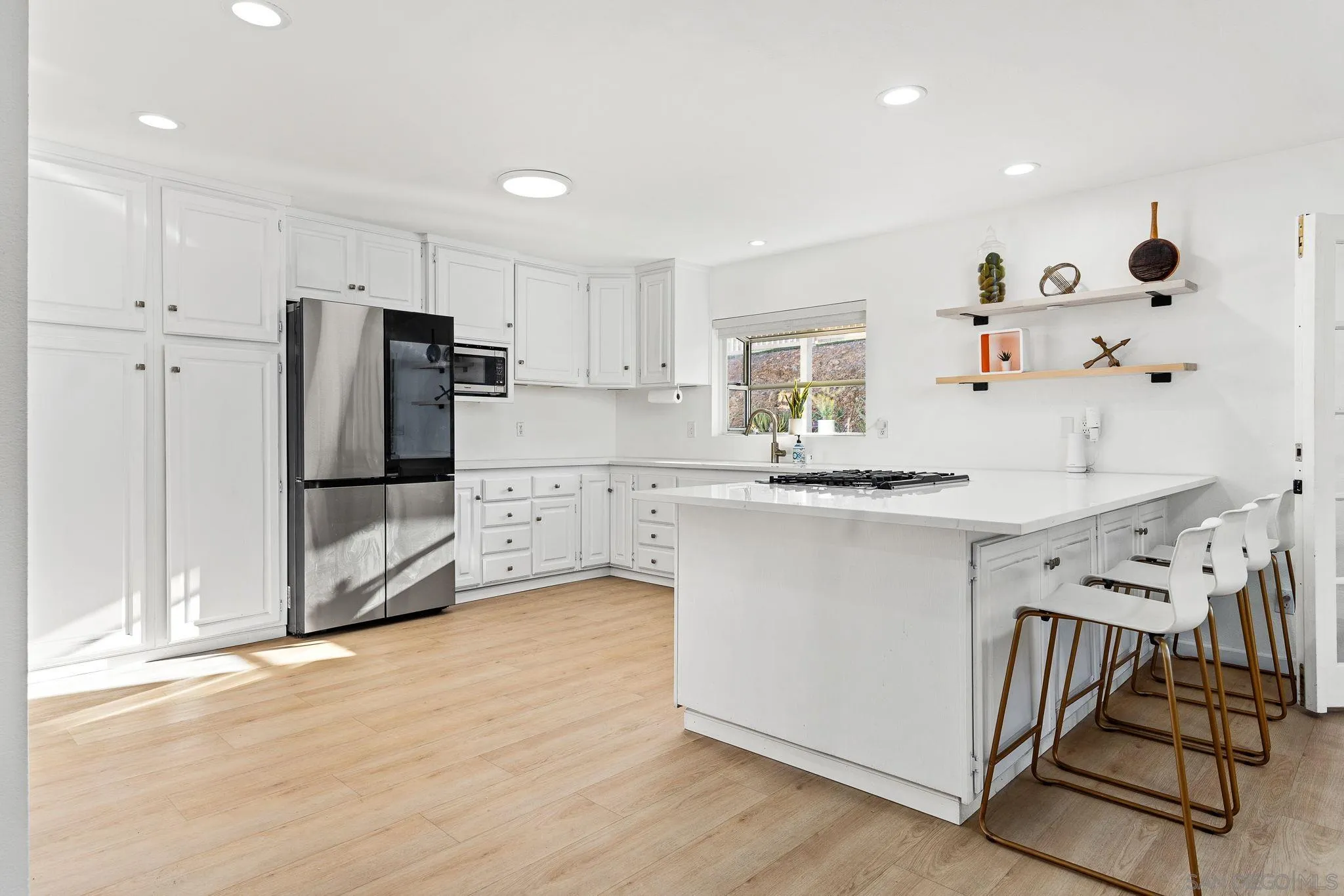 https://cdn.realtyfeed.com/cdn/127/260019866/26d5a6d4f3a834c0e557eaf71cb03de2.webp