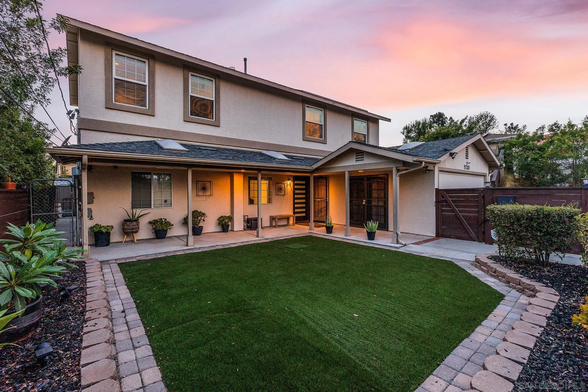 https://cdn.realtyfeed.com/cdn/127/260019866/5d9ed6c975777571588f1aee901eb4e5.webp