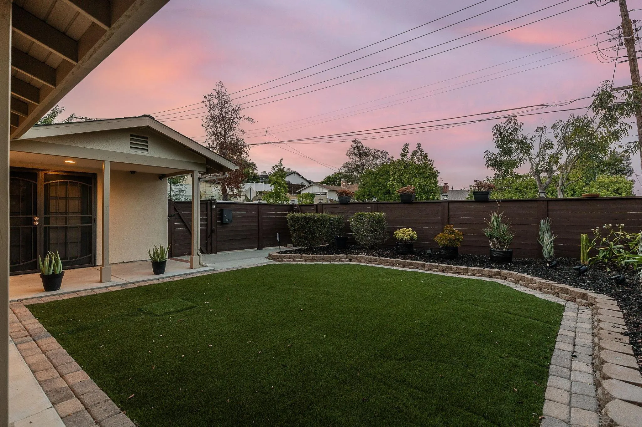 https://cdn.realtyfeed.com/cdn/127/260019866/973fe021fabf5fdd9b061b62884bbc61.webp
