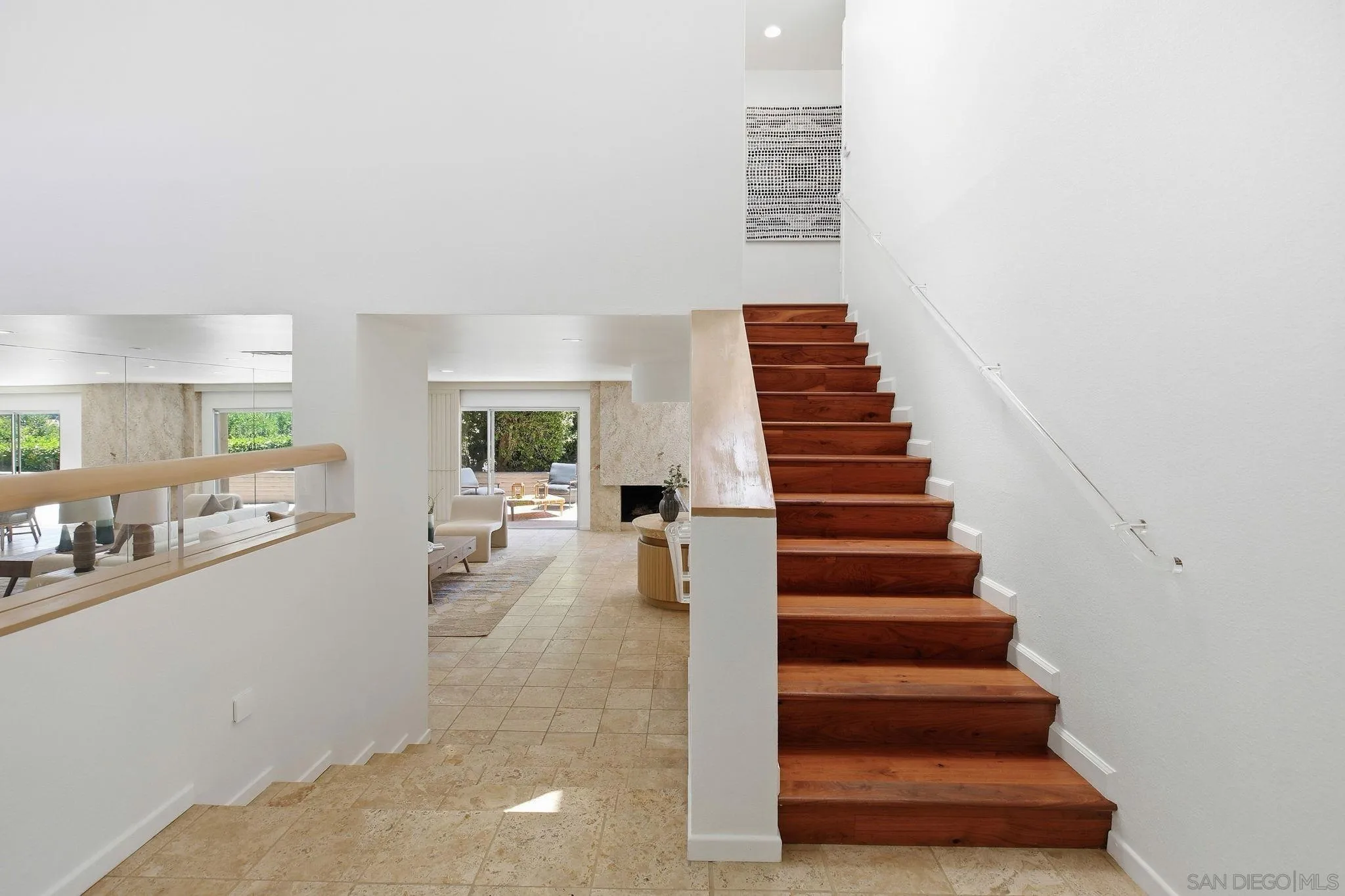 Photo #5: 260019867 Listing: Photo #5