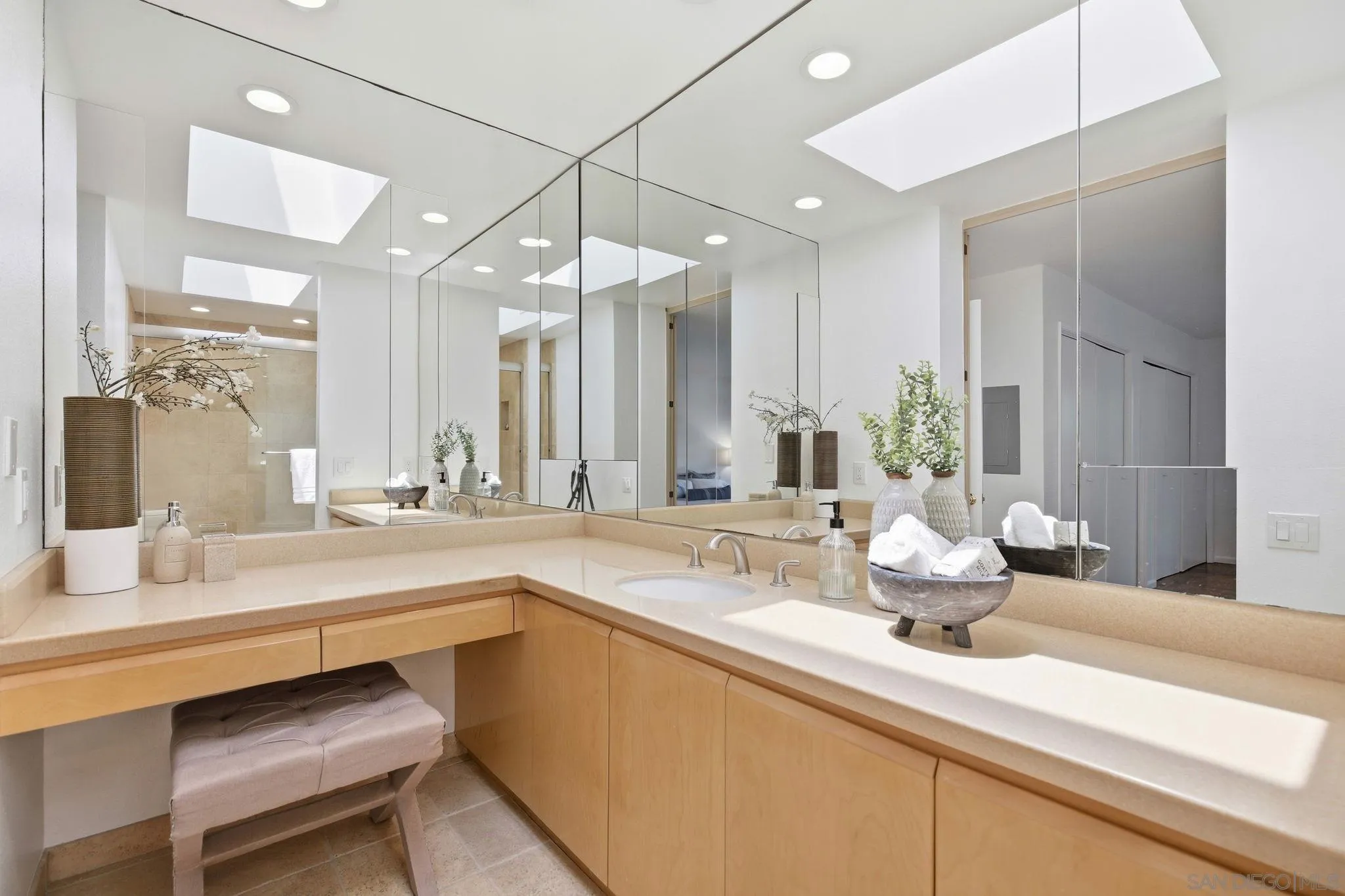 Photo #19: 260019867 Listing: Photo #19