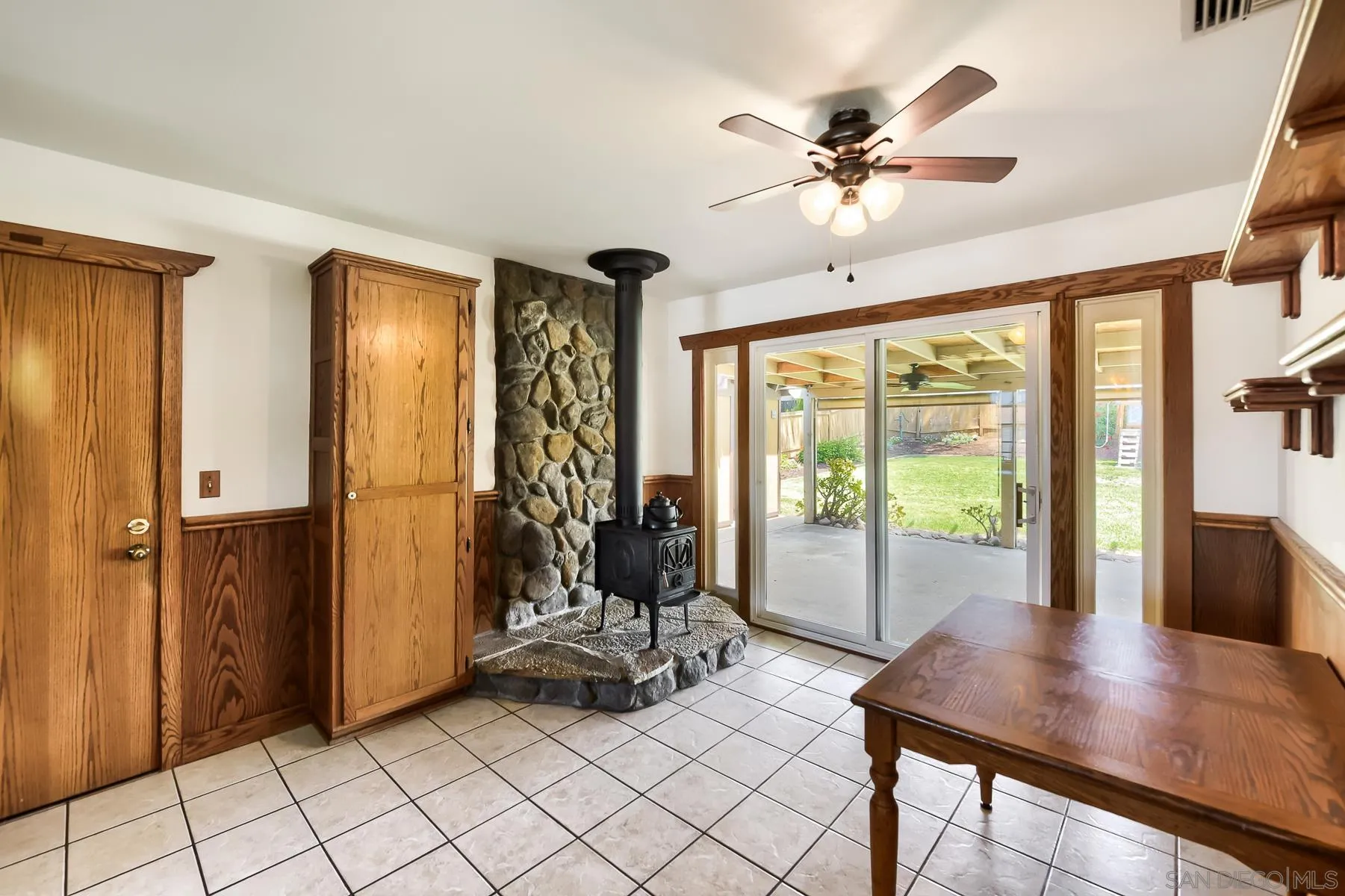 https://cdn.realtyfeed.com/cdn/127/260019870/5e0e3bc436cc3acefe75676801c83b40.webp