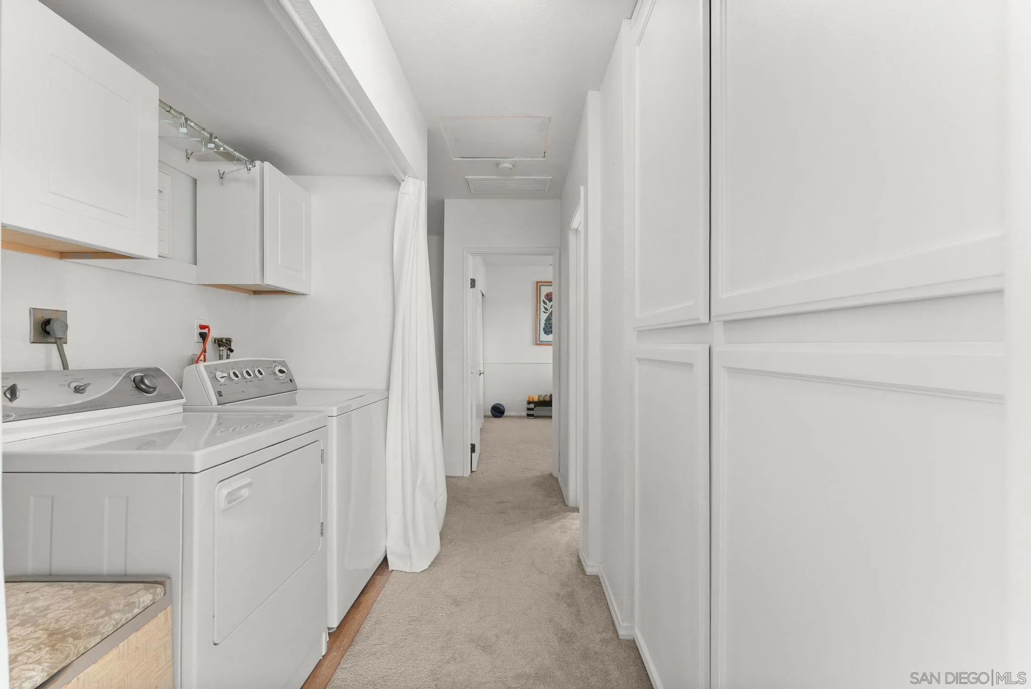 https://cdn.realtyfeed.com/cdn/127/260019872/070715bb606acc478457d5403fc90e35.webp
