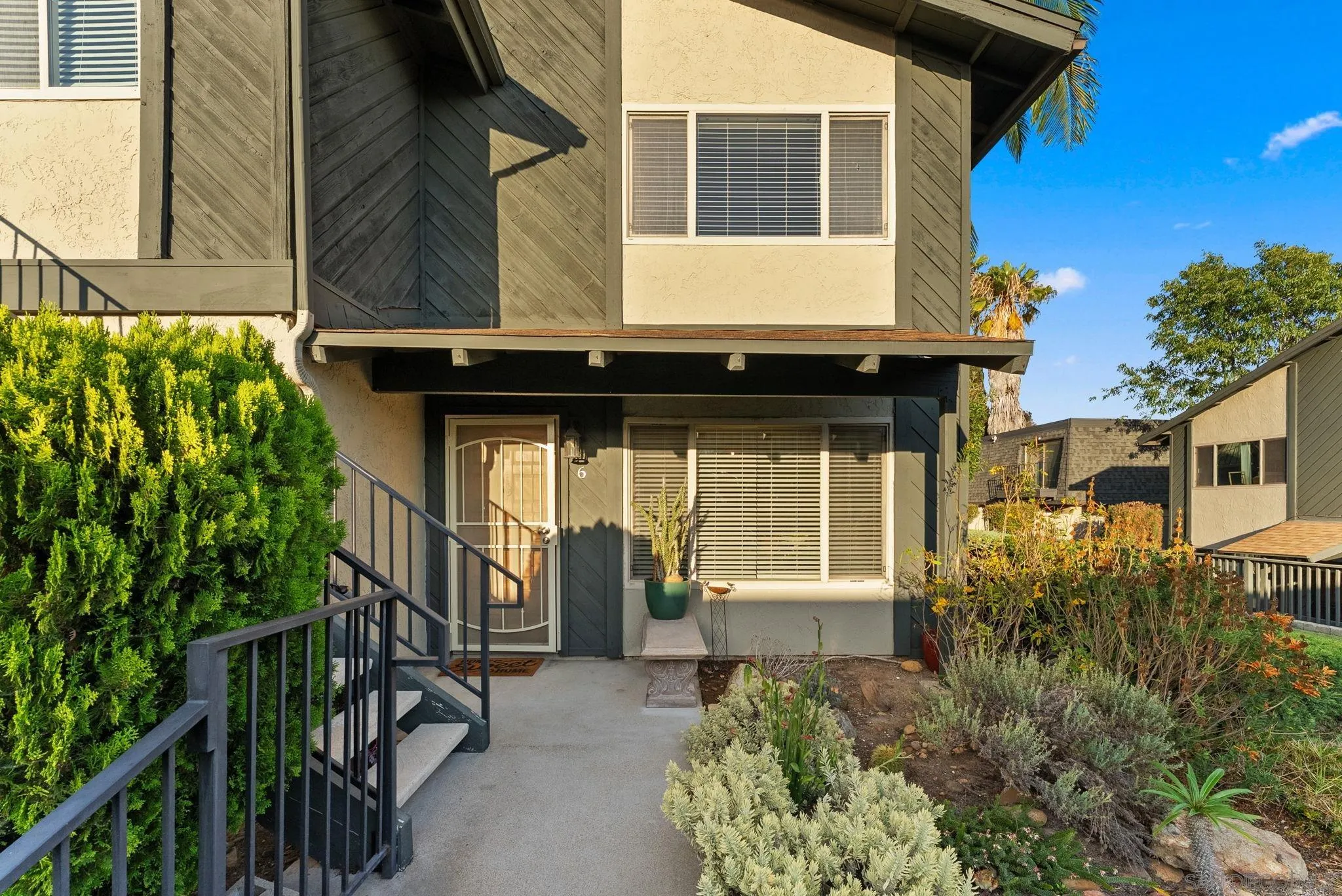 https://cdn.realtyfeed.com/cdn/127/260019872/5ce41c1149f7653a3ae419bd8d330ebb.webp