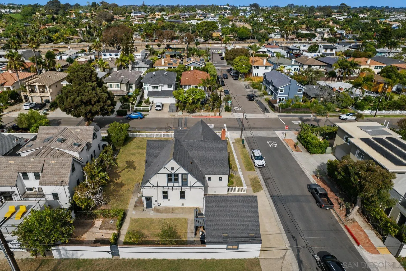 https://cdn.realtyfeed.com/cdn/127/260019874/dbfca9b9c53a2c105d834222e1a1de52.webp