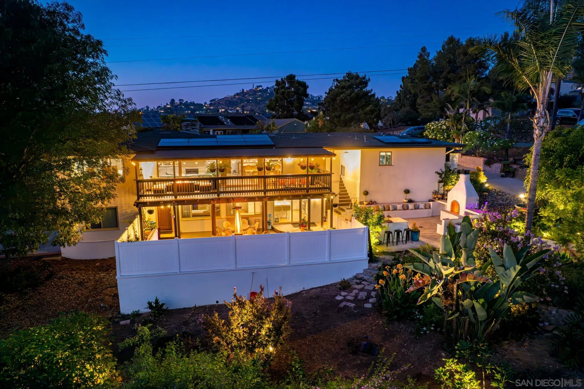 https://cdn.realtyfeed.com/cdn/127/260019875/2a1b0dfe1539e5e73d9690688e52a00c.webp