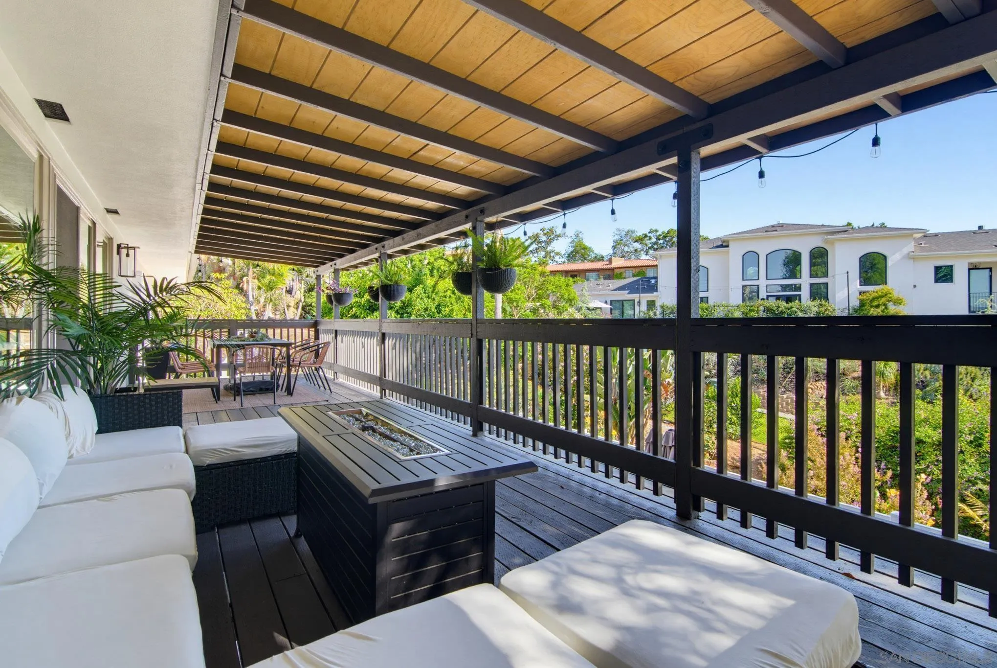 https://cdn.realtyfeed.com/cdn/127/260019875/39e9f2a80135133f390b11c47f3a0cee.webp