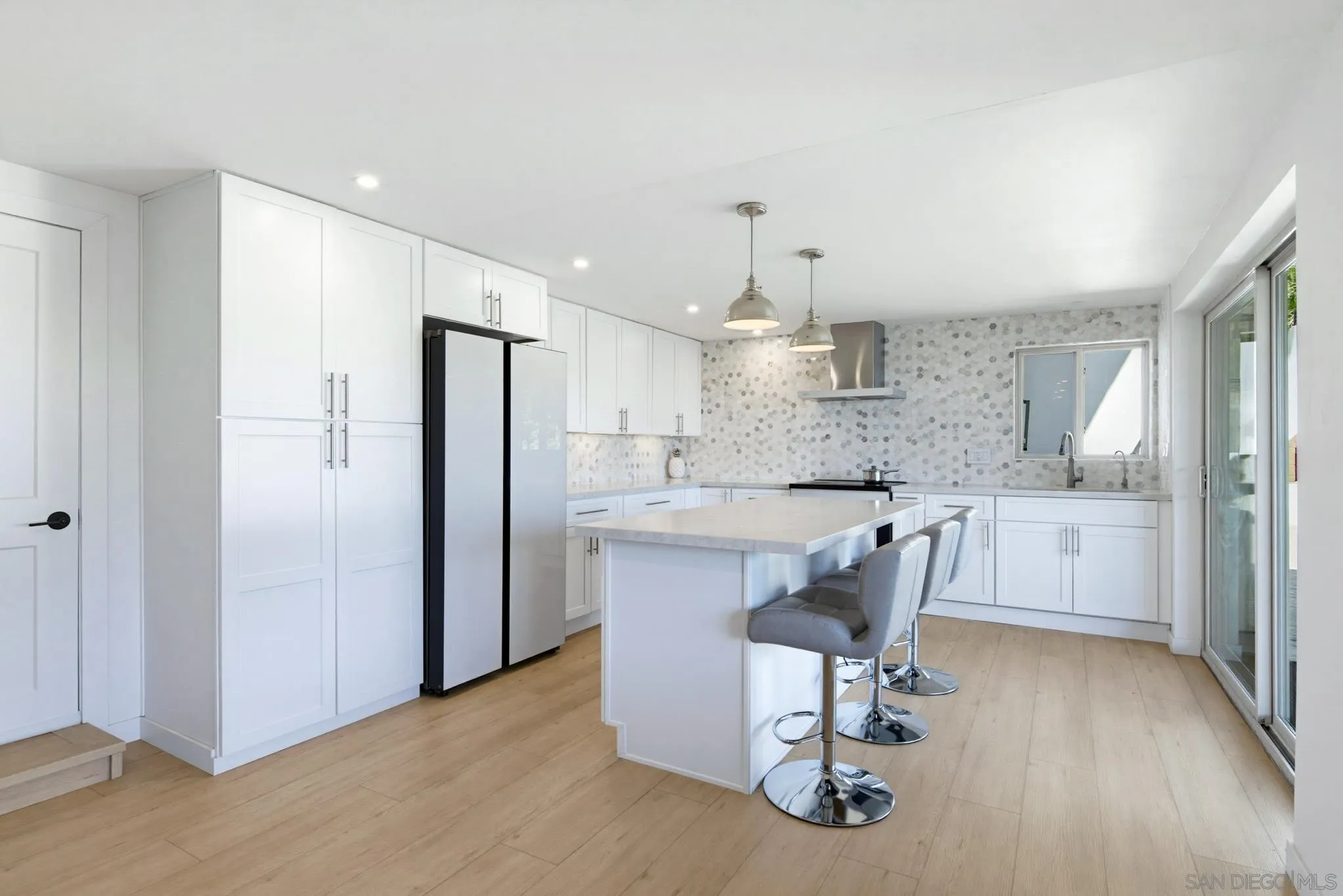 https://cdn.realtyfeed.com/cdn/127/260019875/81c226d4df2959856cdb6113b4fc53d1.webp