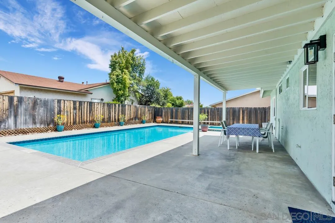 https://cdn.realtyfeed.com/cdn/127/260019876/8deaa553a9e78a7b73bcfd1ef1088cba.webp