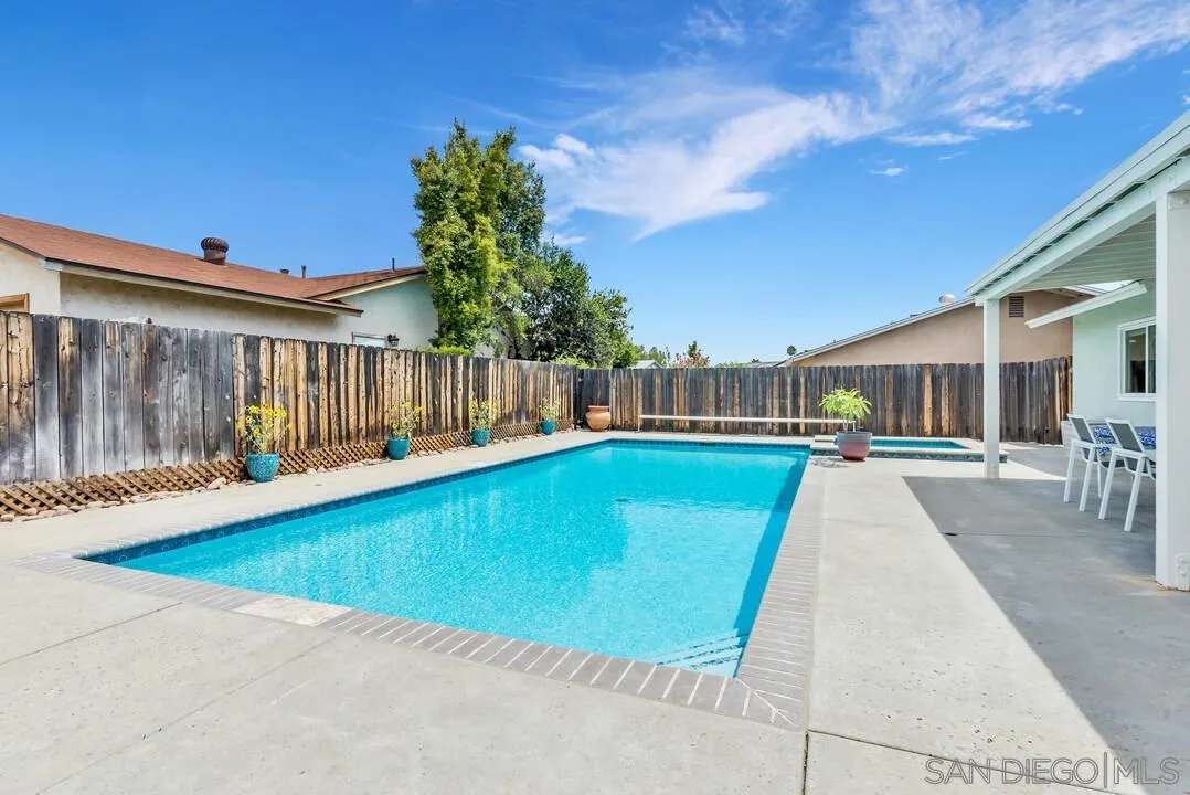 https://cdn.realtyfeed.com/cdn/127/260019876/8f0279c56191ab790180995c6fd4559a.webp