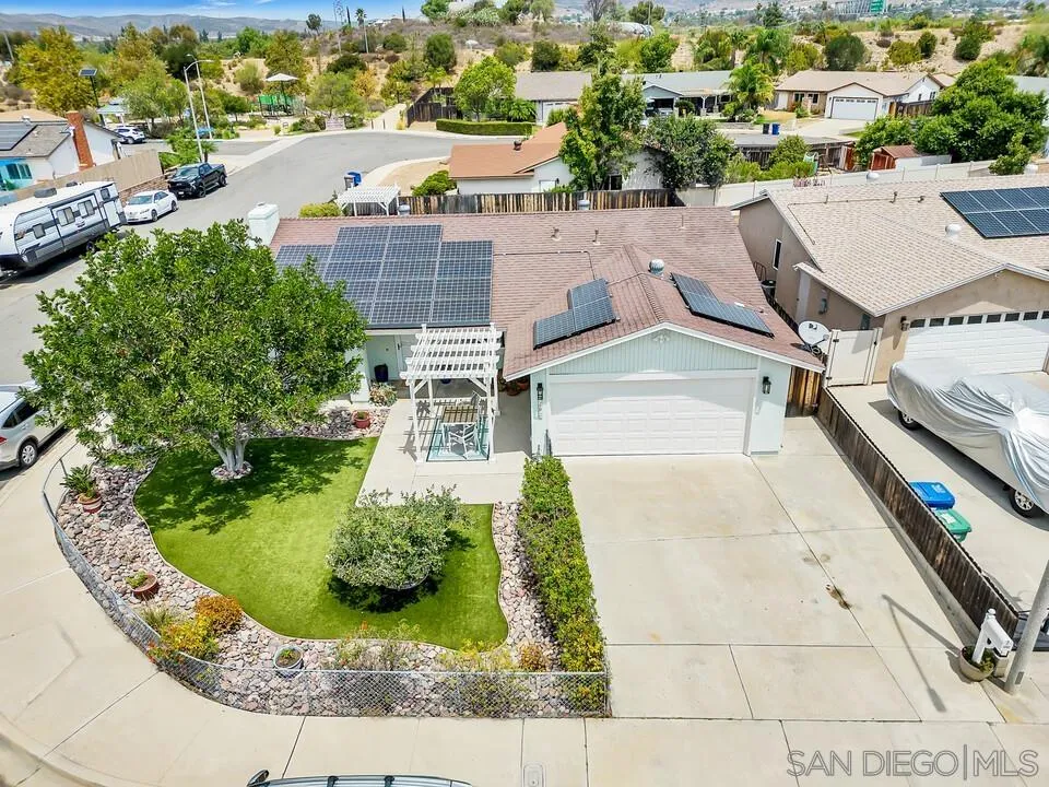 https://cdn.realtyfeed.com/cdn/127/260019876/a99ac61ef037bb5956f54854dbb66903.webp