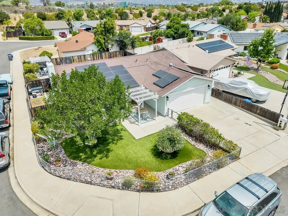 https://cdn.realtyfeed.com/cdn/127/260019876/c44c877064a722d9ae66e4731ce04de6.webp