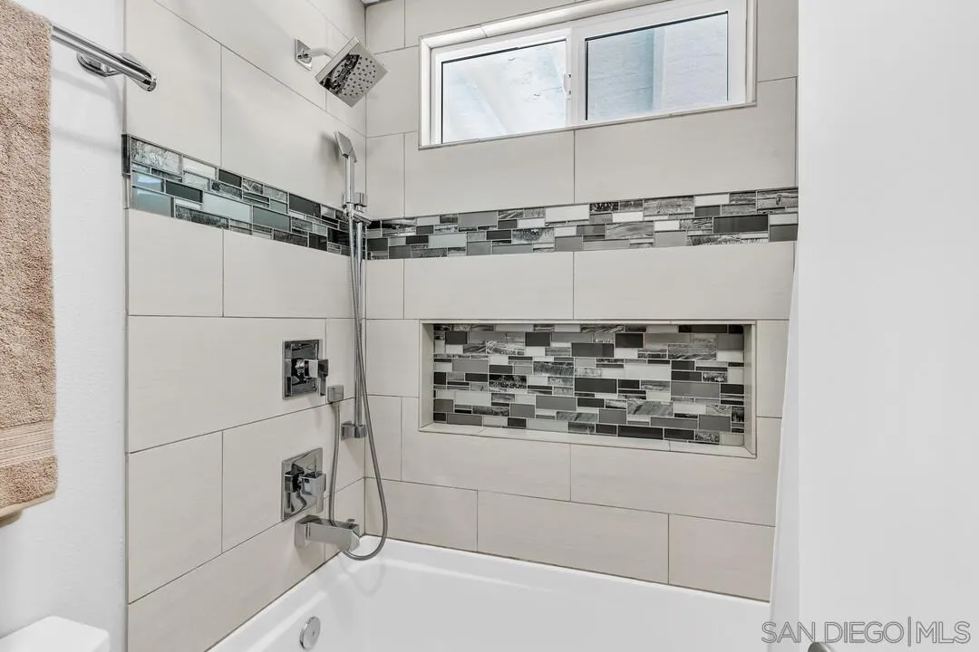 https://cdn.realtyfeed.com/cdn/127/260019876/fb98ed1114924b2769b57413895a552f.webp