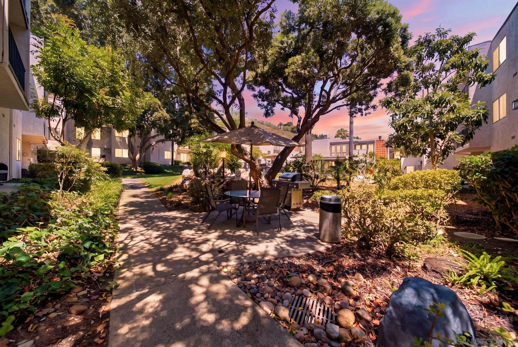 Photo #21: 260019878 Listing: Photo #21