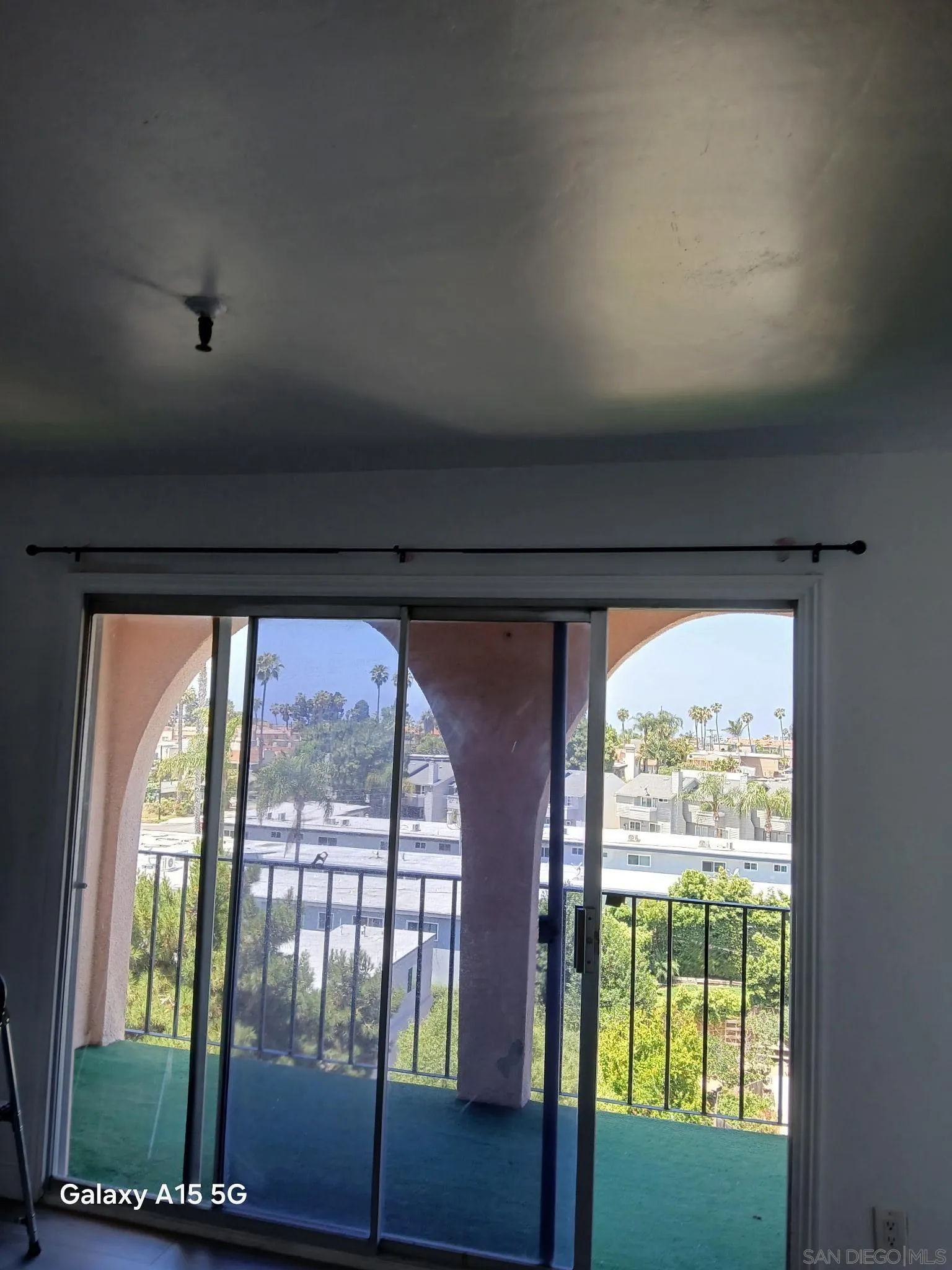 Photo #3: 260019879 Listing: Photo #3