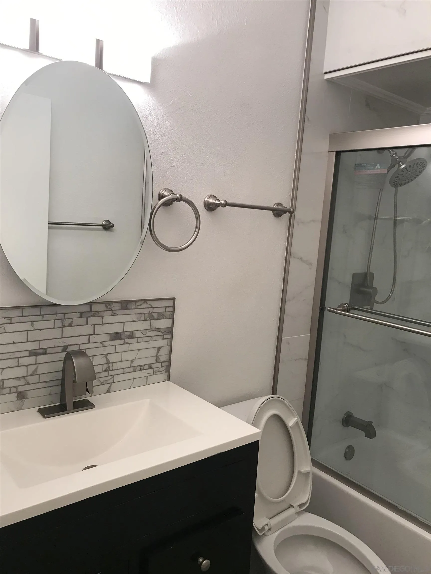 Photo #15: 260019879 Listing: Photo #15