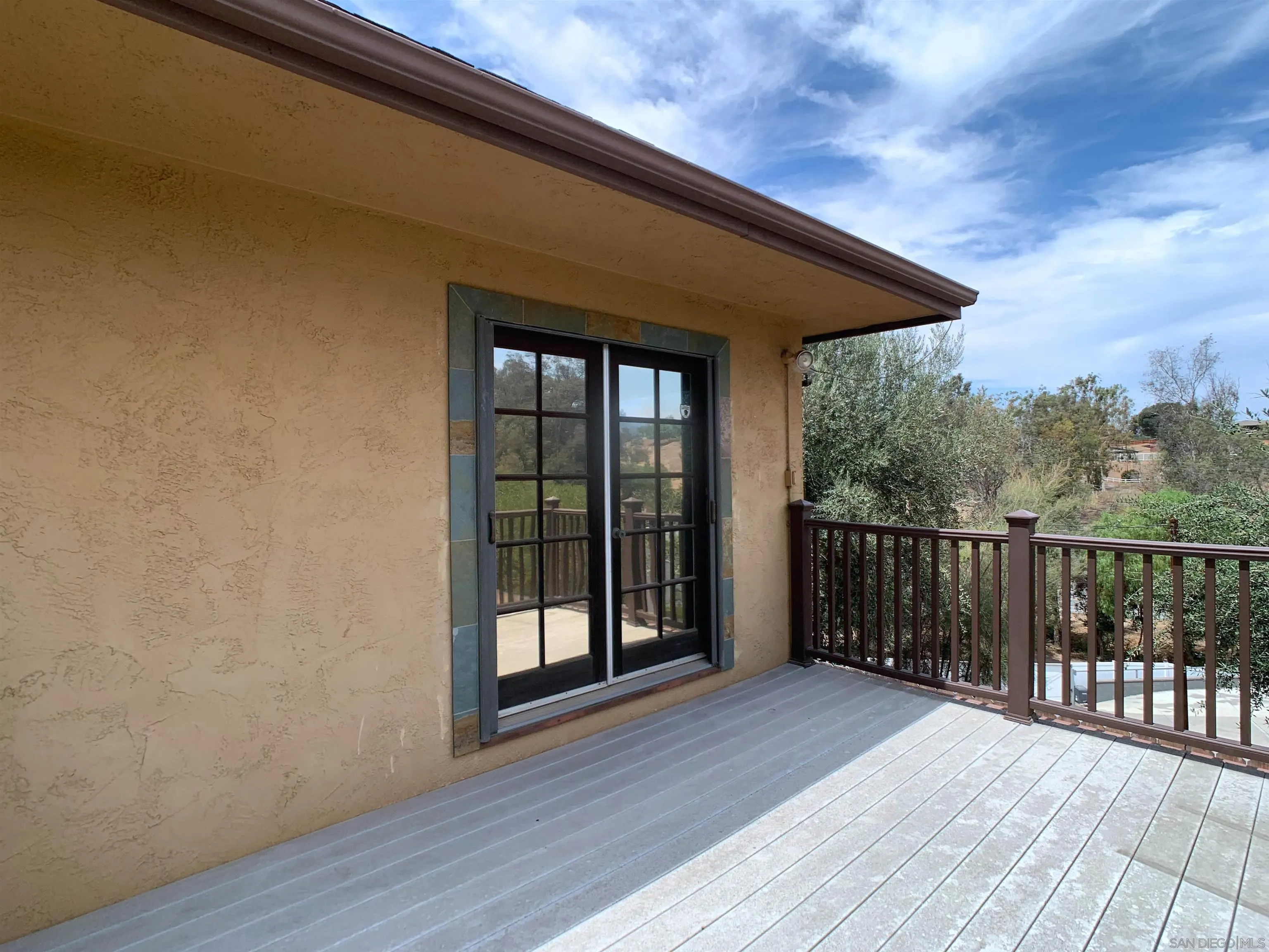 https://cdn.realtyfeed.com/cdn/127/260019881/b58f61d0f3cbffa37be04c6493c77996.webp