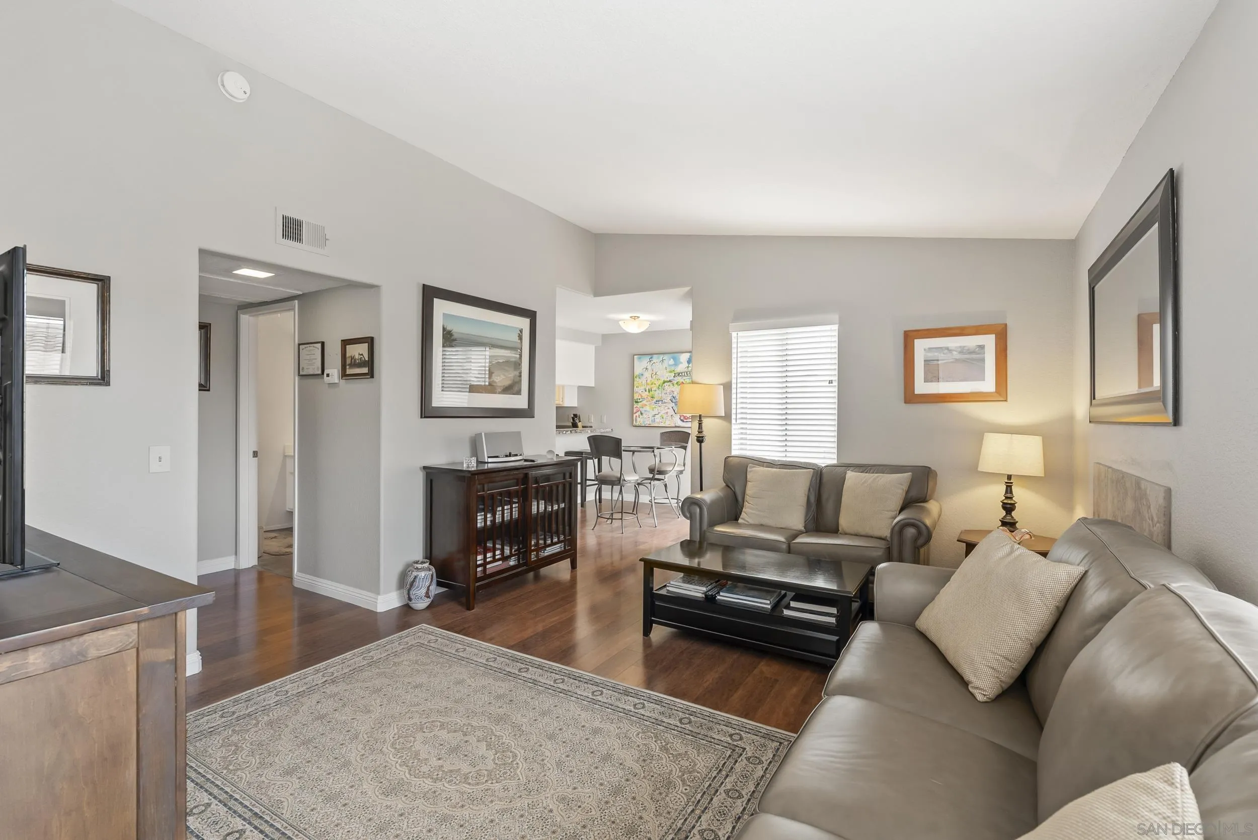 Photo #7: 260019882 Listing: Photo #7