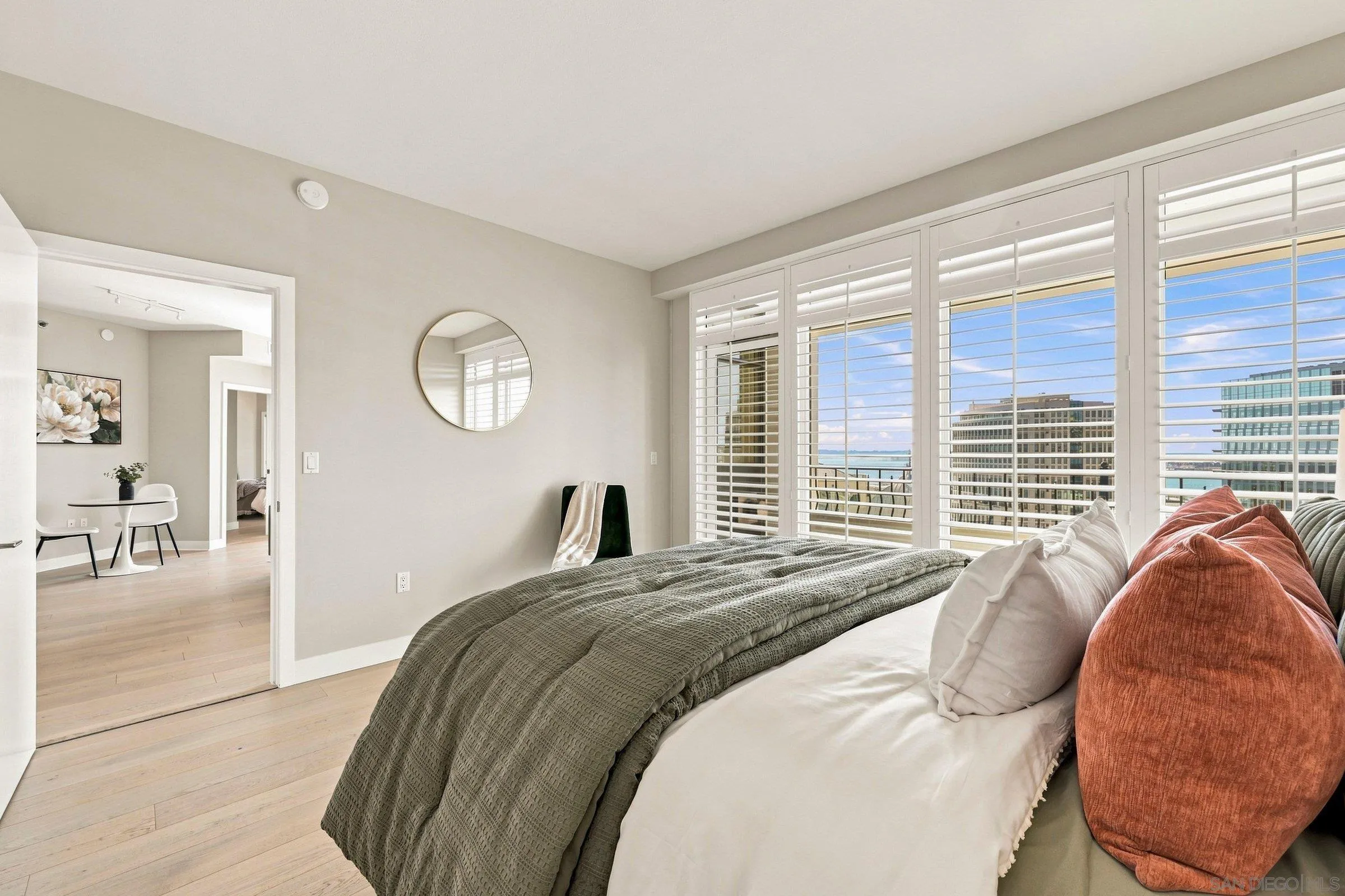 https://cdn.realtyfeed.com/cdn/127/260019883/07d2ea7d9d652cf404a6c7e99a4af9a5.webp