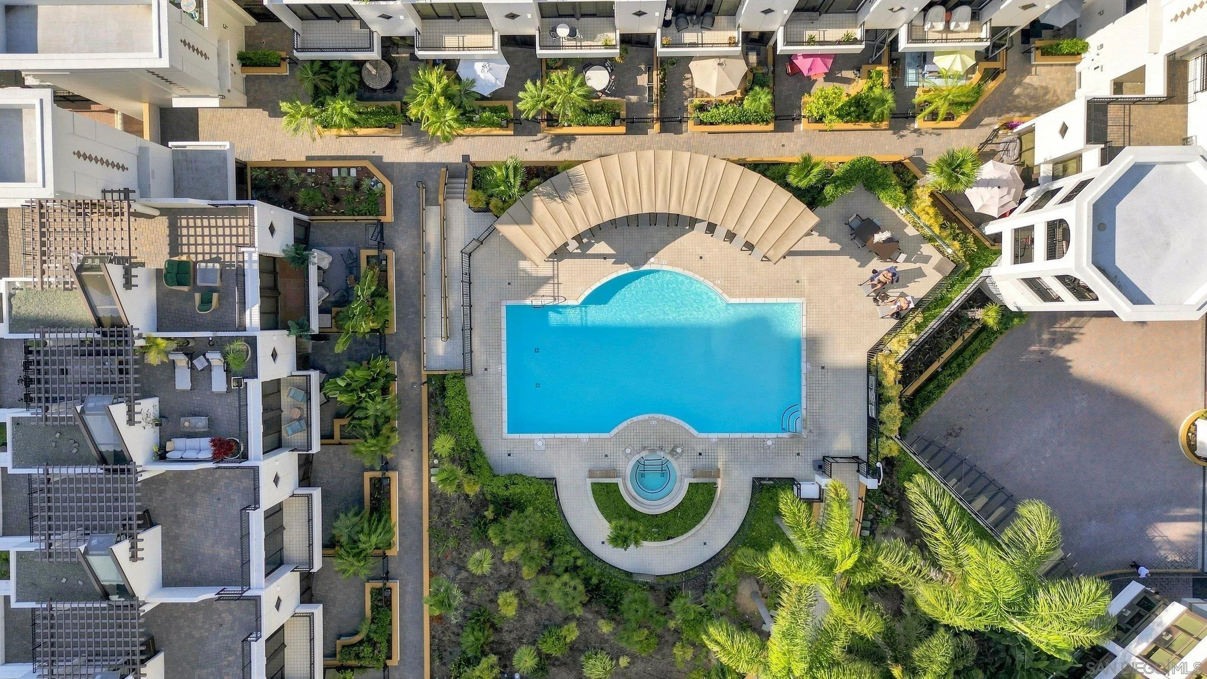 https://cdn.realtyfeed.com/cdn/127/260019883/3c9f1d333371ad41faa7d7acc3e48e90.webp