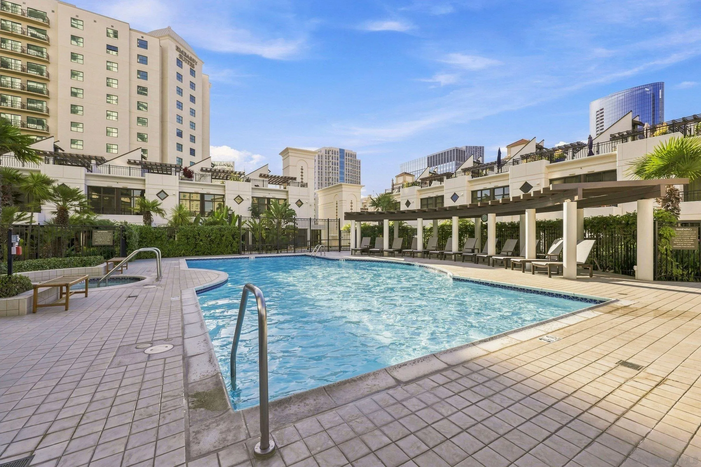 https://cdn.realtyfeed.com/cdn/127/260019883/5ab018f20c85c87c030337b7bc58882a.webp