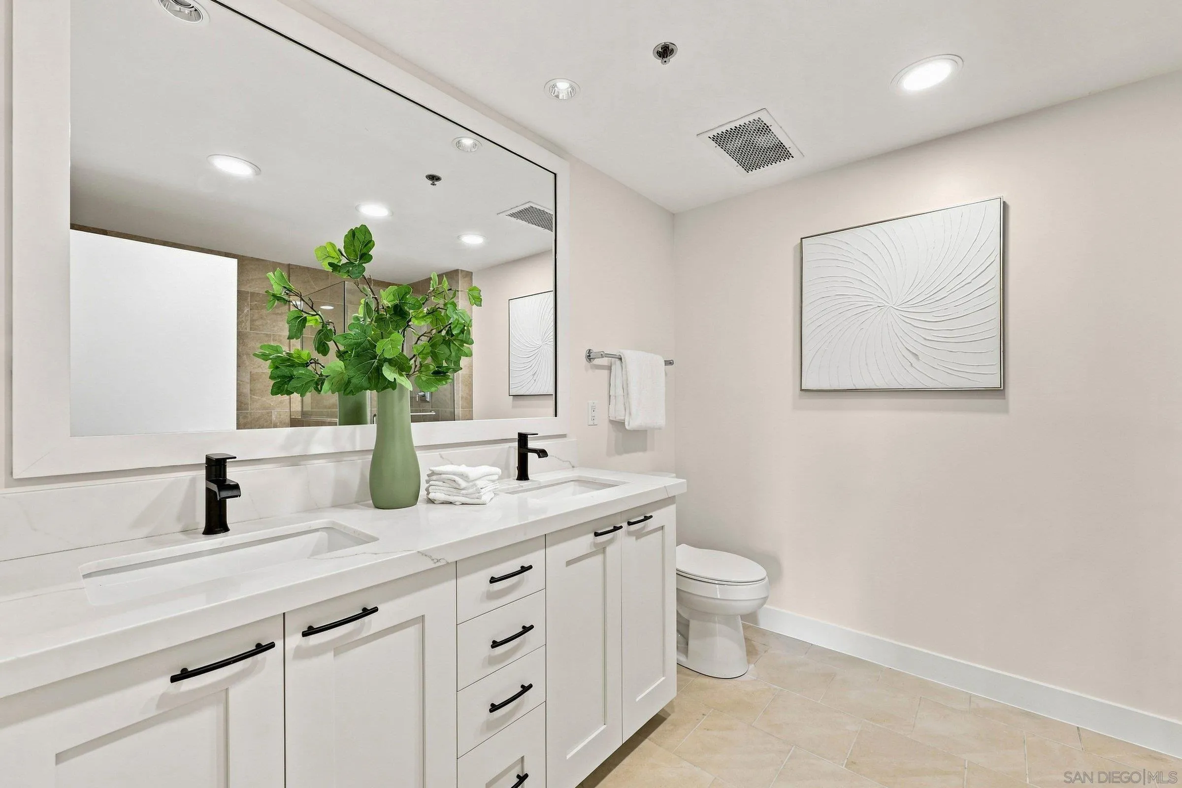 https://cdn.realtyfeed.com/cdn/127/260019883/b192be9183125dac9ac4d35874c9ed22.webp