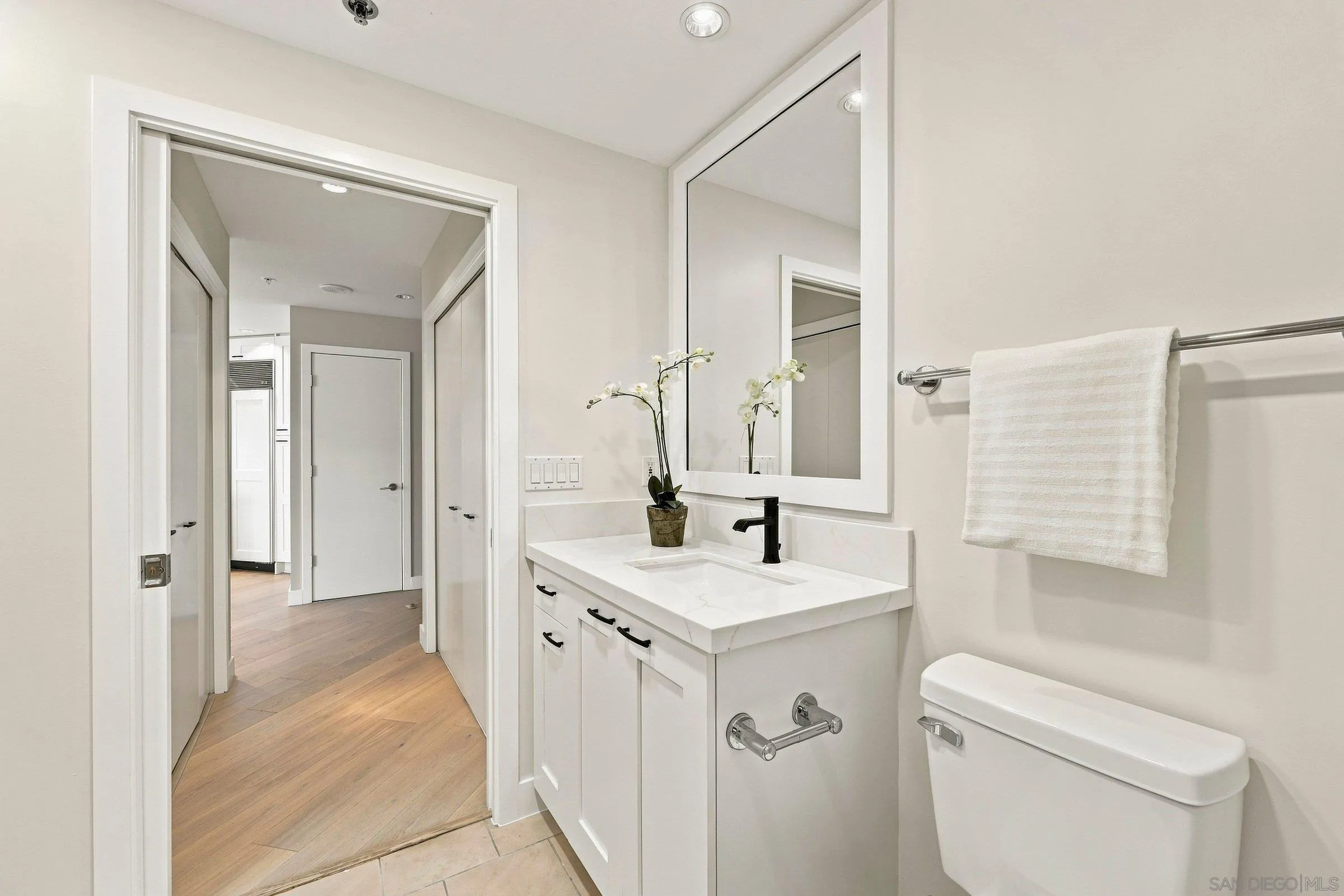 https://cdn.realtyfeed.com/cdn/127/260019883/e48e4c82ecc16b433d0fd0bc7f22d7bb.webp