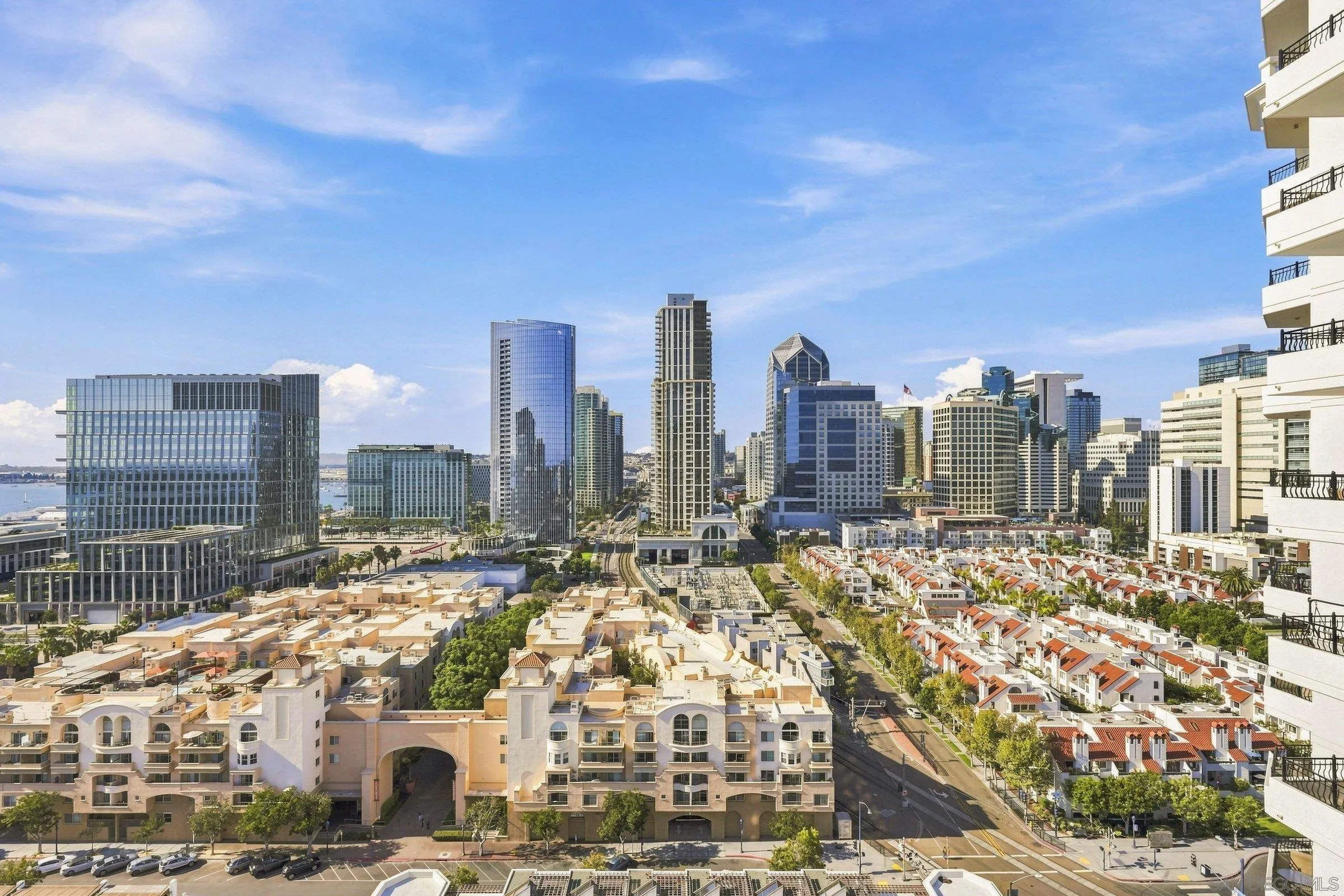 https://cdn.realtyfeed.com/cdn/127/260019883/f9bcd4392172d861c1c4c68b543c1fbb.webp