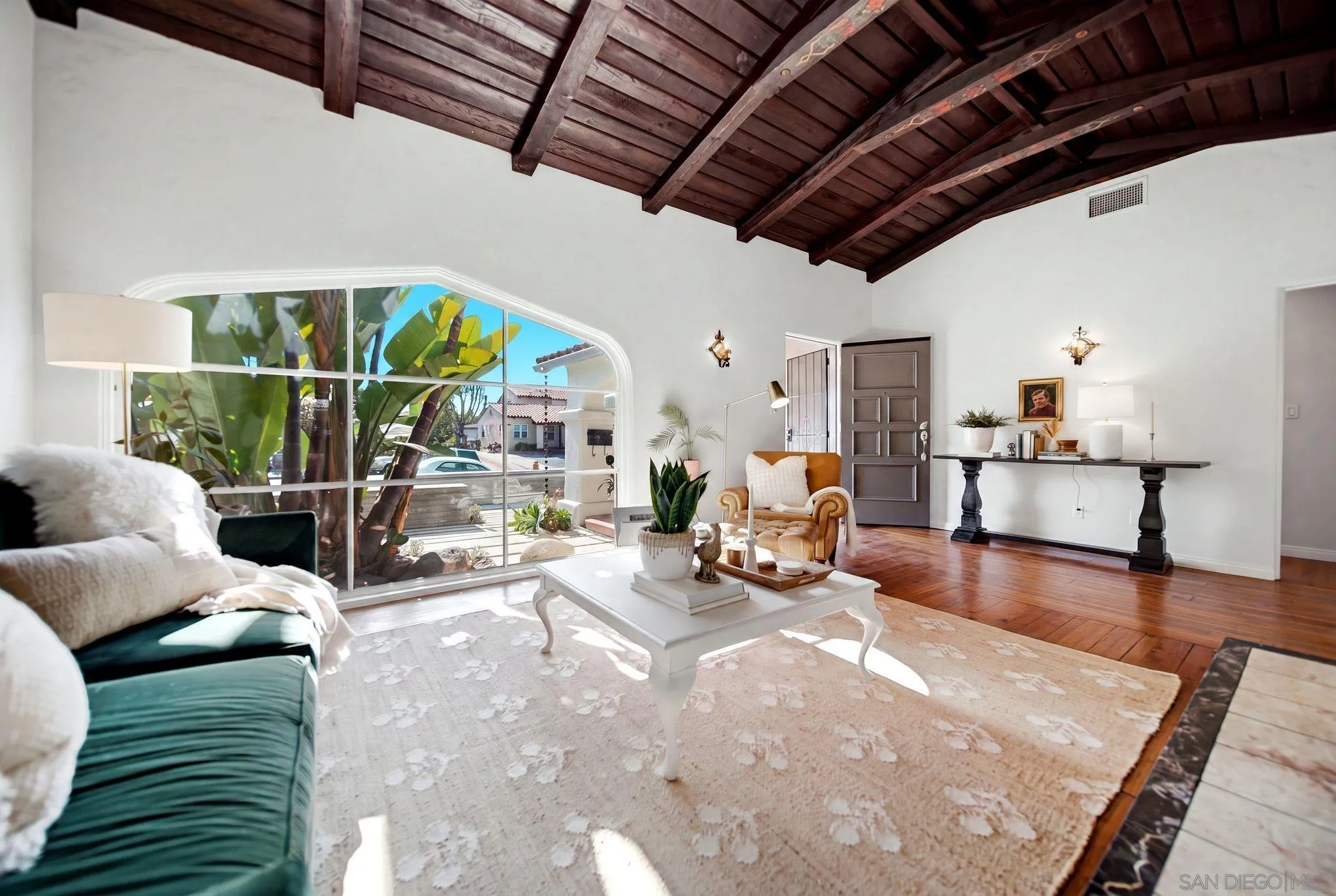 https://cdn.realtyfeed.com/cdn/127/260019885/0d47e3aedf5e322db98354ce402d4fc7.webp