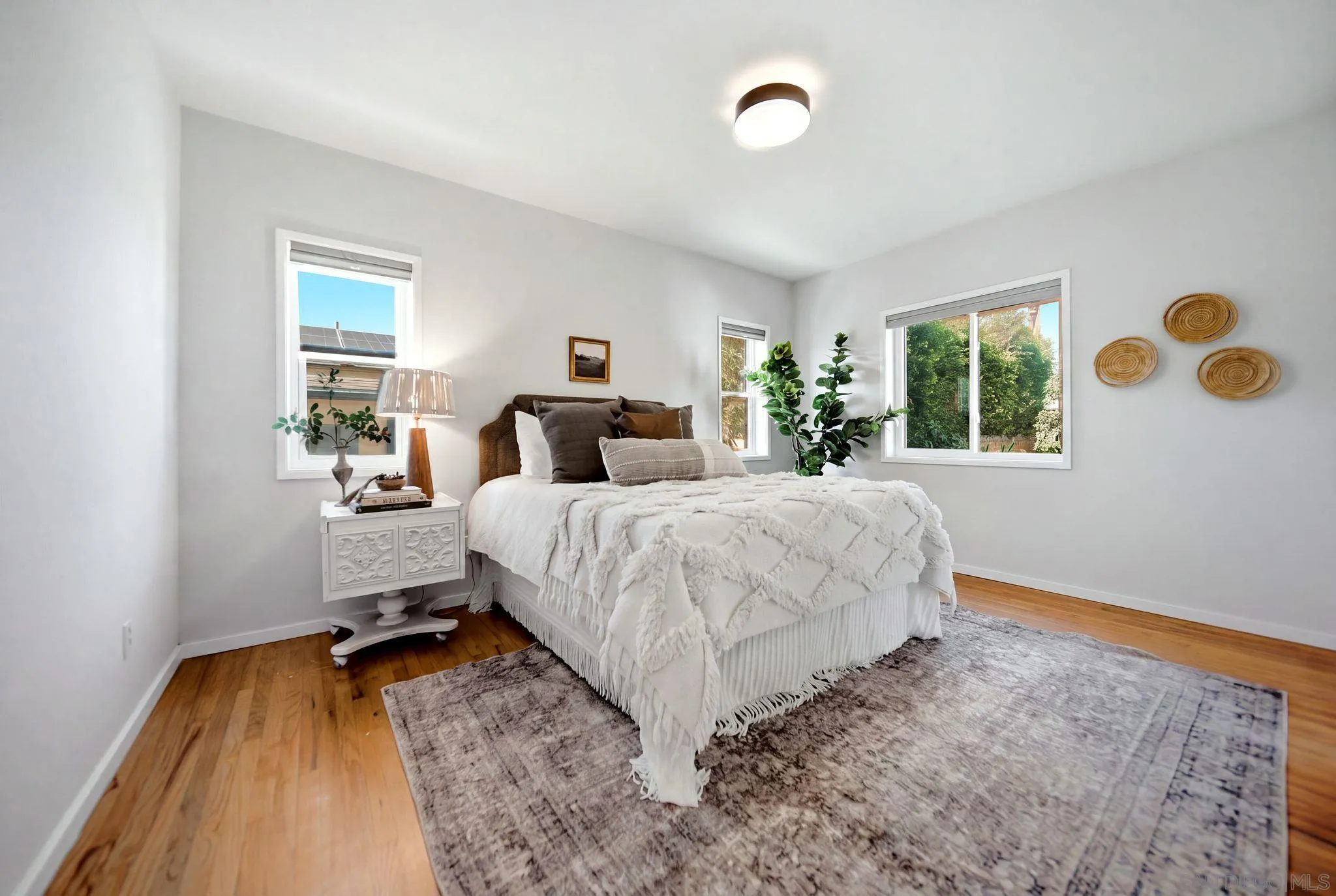 https://cdn.realtyfeed.com/cdn/127/260019885/4ee17de013322a6b5feecc4a2a225818.webp