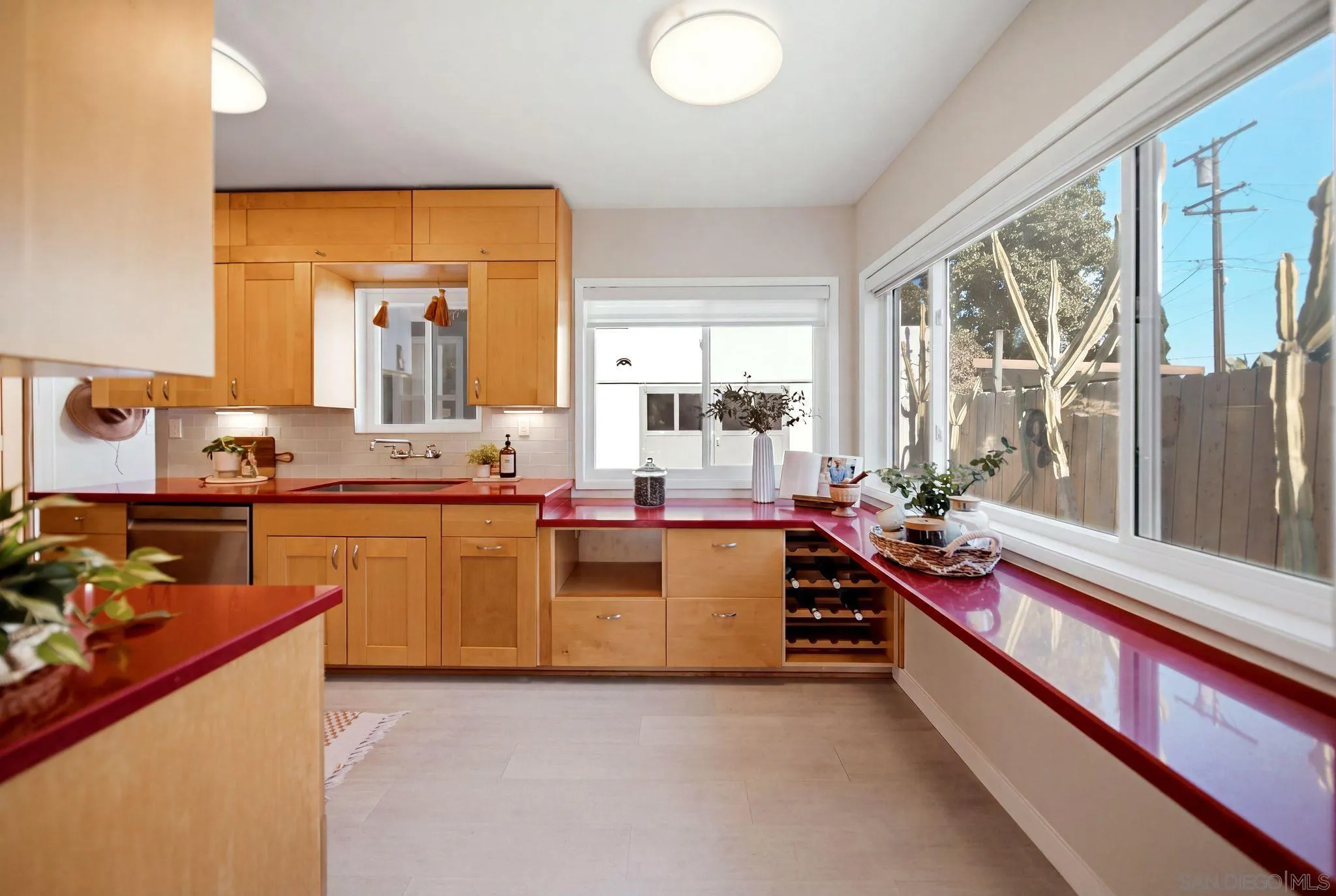 https://cdn.realtyfeed.com/cdn/127/260019885/7ffba27985f0ba955552a2943a29fa9b.webp