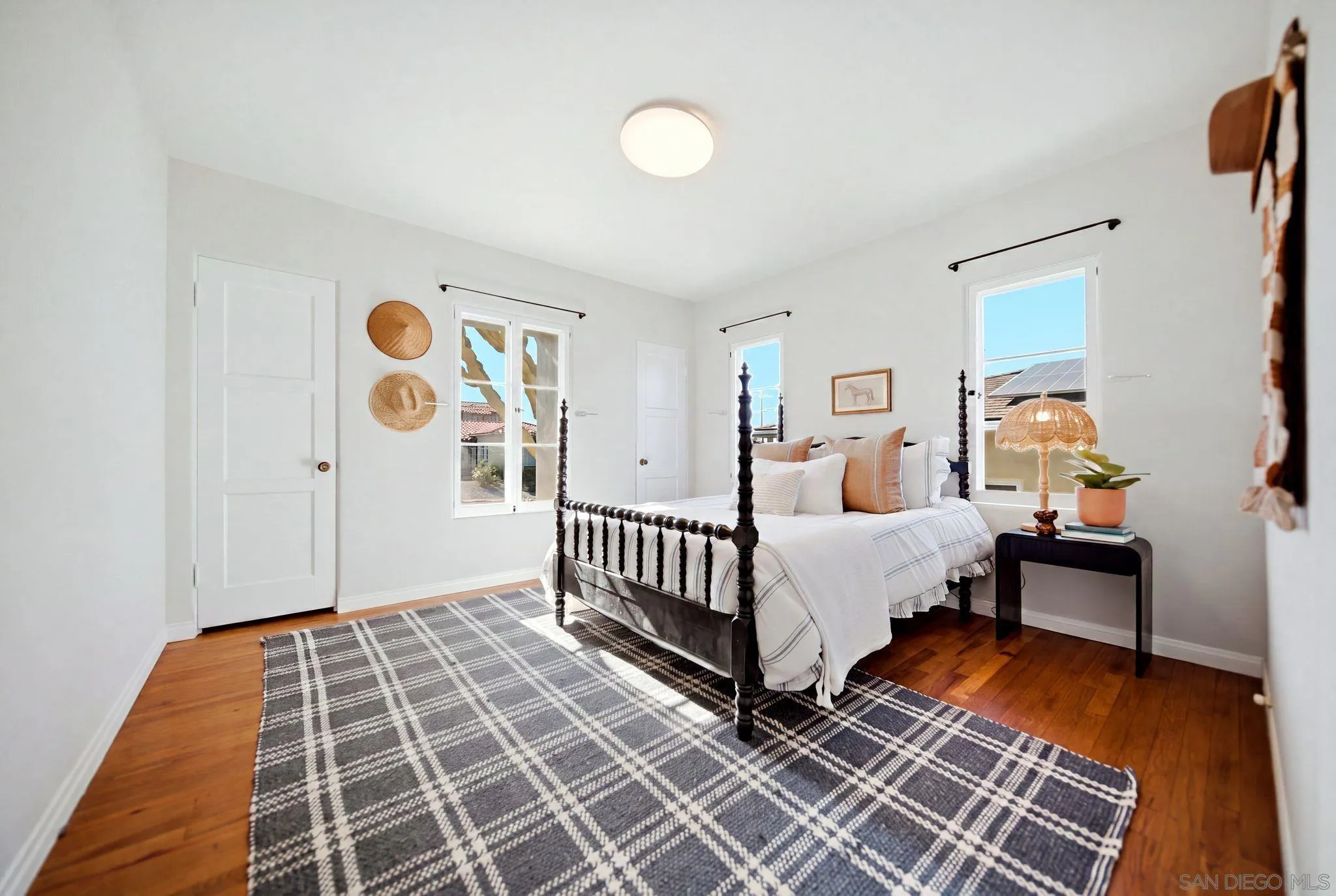 https://cdn.realtyfeed.com/cdn/127/260019885/b6b5e1e7718d067365c9273f464fab7f.webp