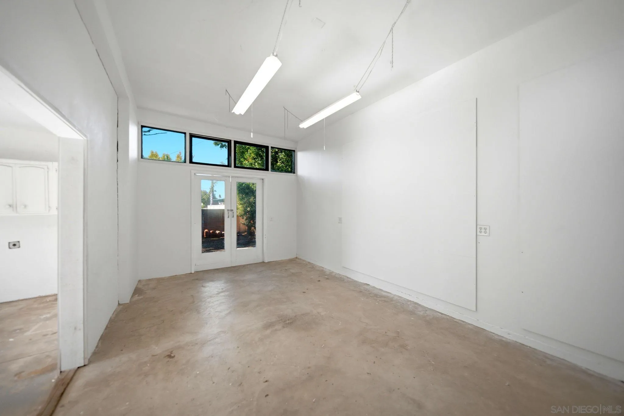 https://cdn.realtyfeed.com/cdn/127/260019885/b92c2493439e9552e4d5c0bddf40f15a.webp