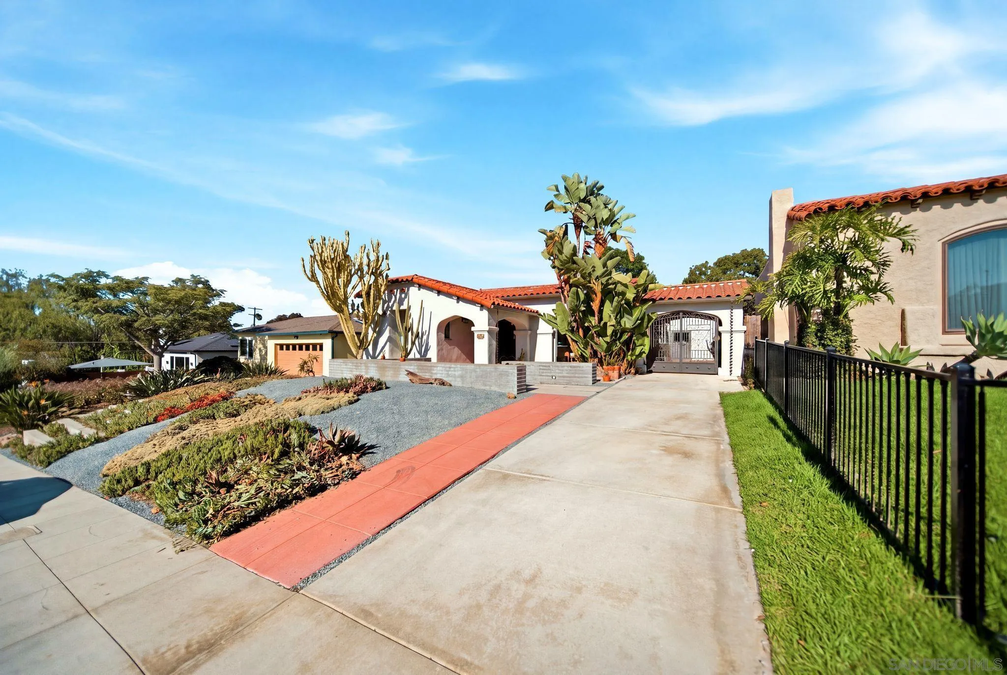 https://cdn.realtyfeed.com/cdn/127/260019885/f4cab4c28c5fe06003b6949a2fe8b566.webp