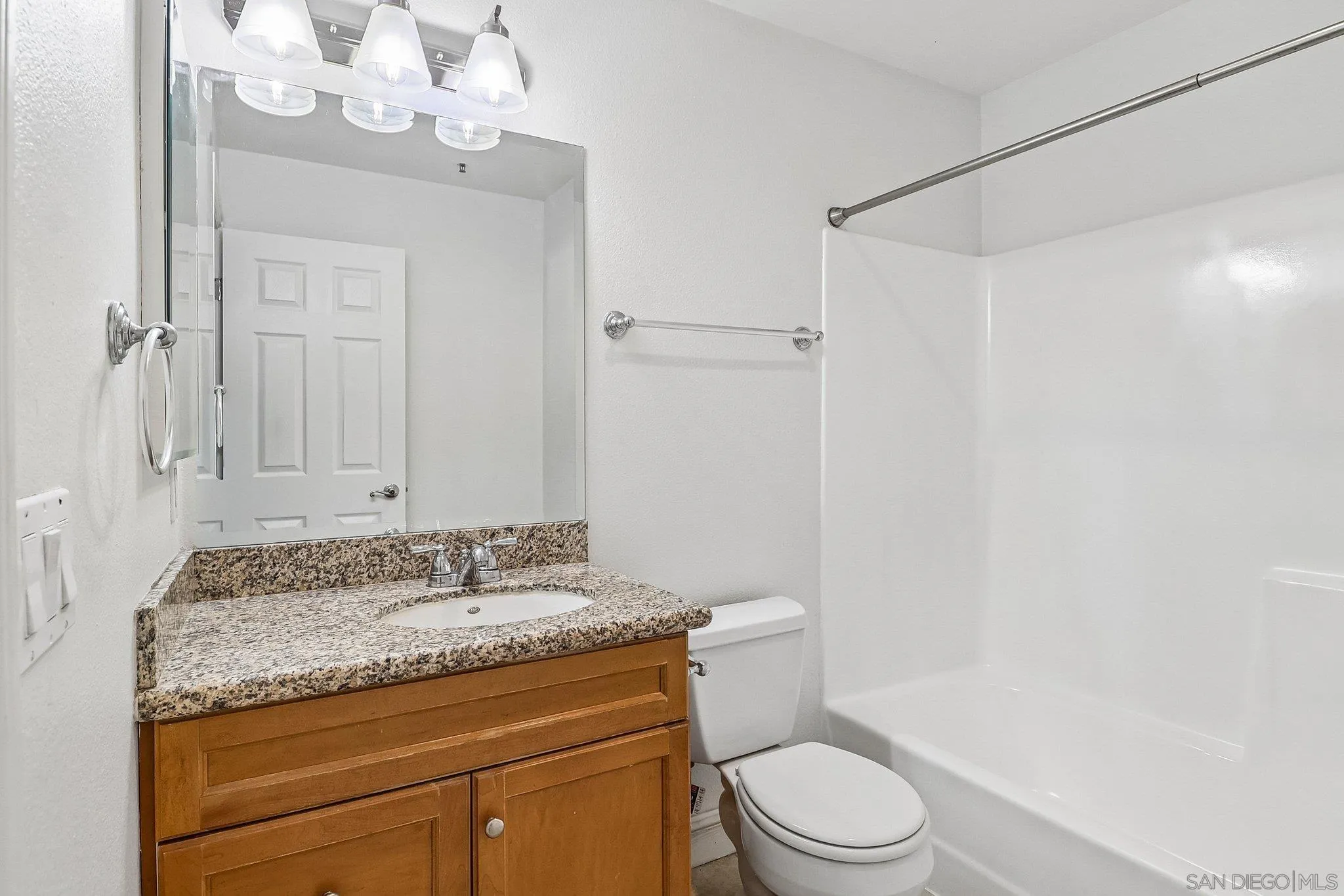 Photo #11: 260019887 Listing: Photo #11