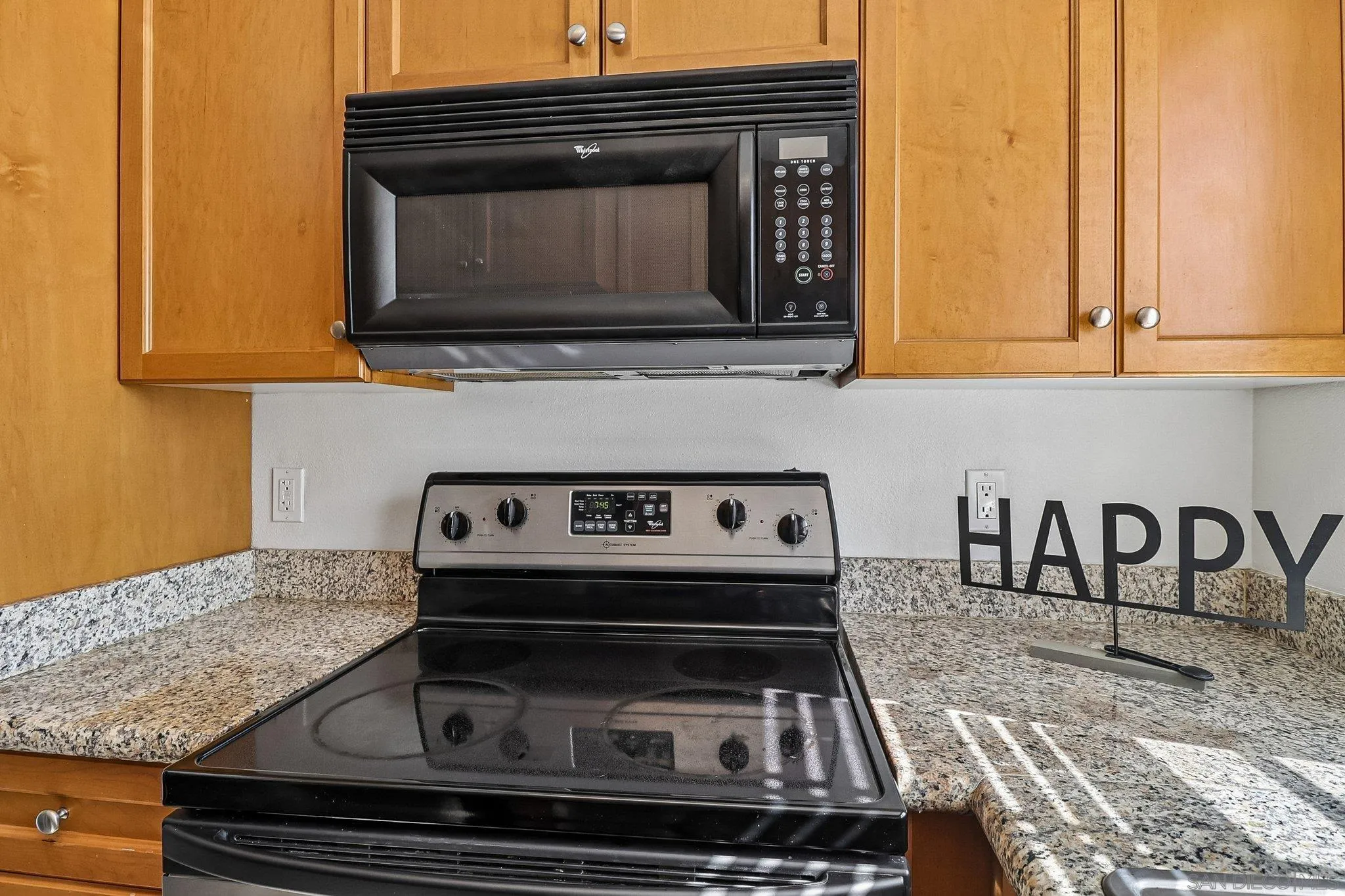 Photo #8: 260019887 Listing: Photo #8