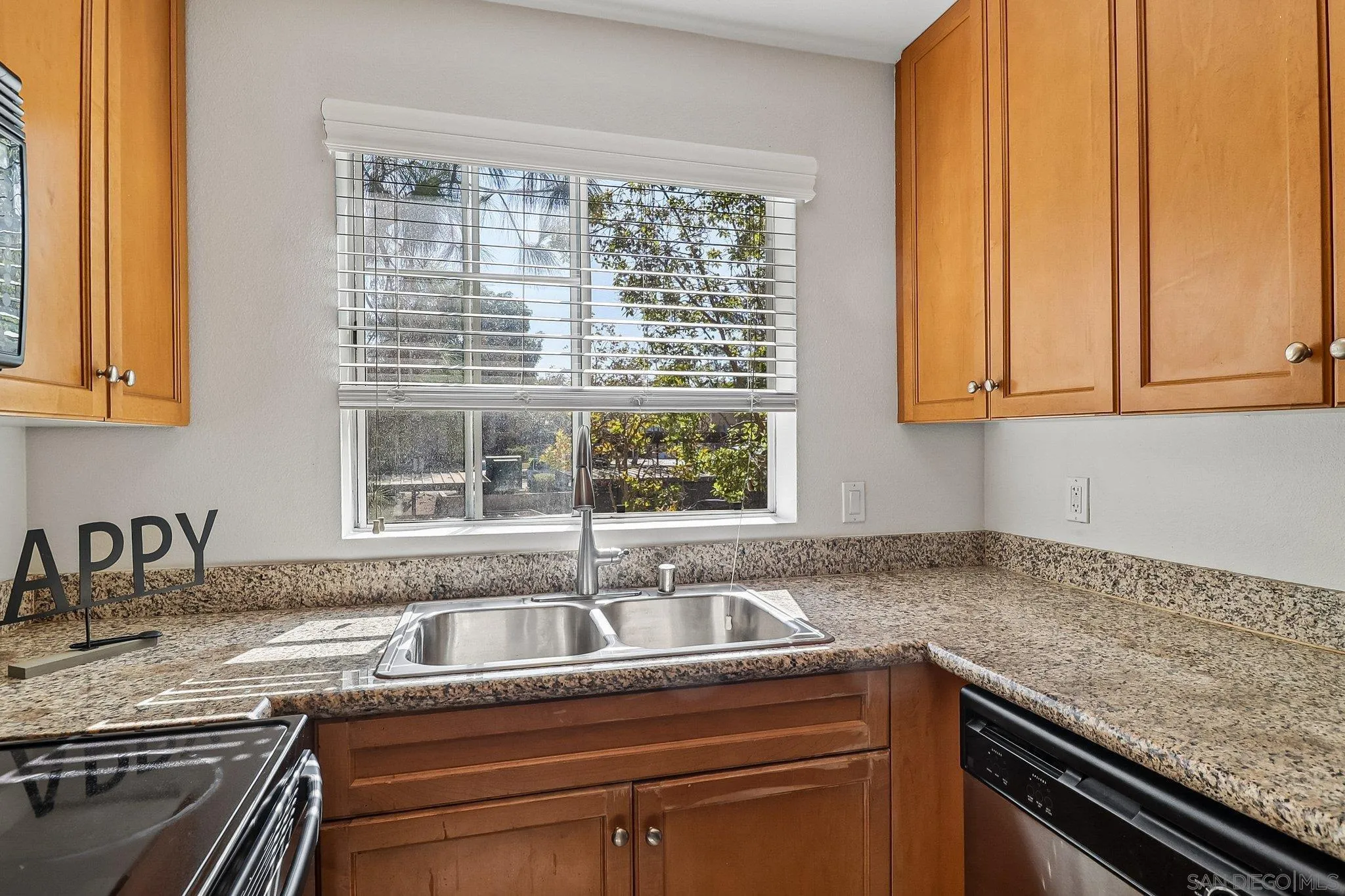 Photo #9: 260019887 Listing: Photo #9