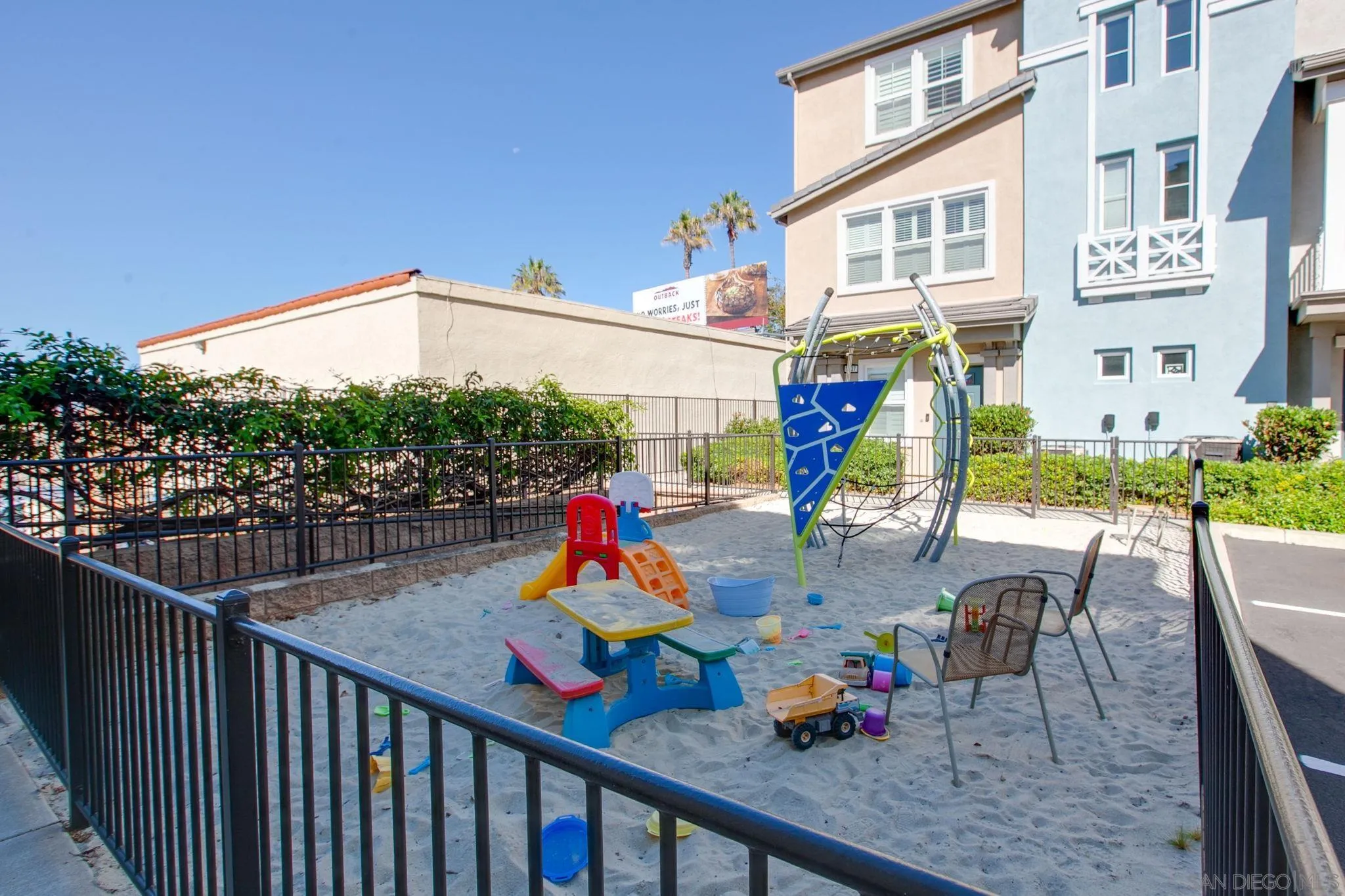 Photo #15: 260019889 Listing: Photo #15