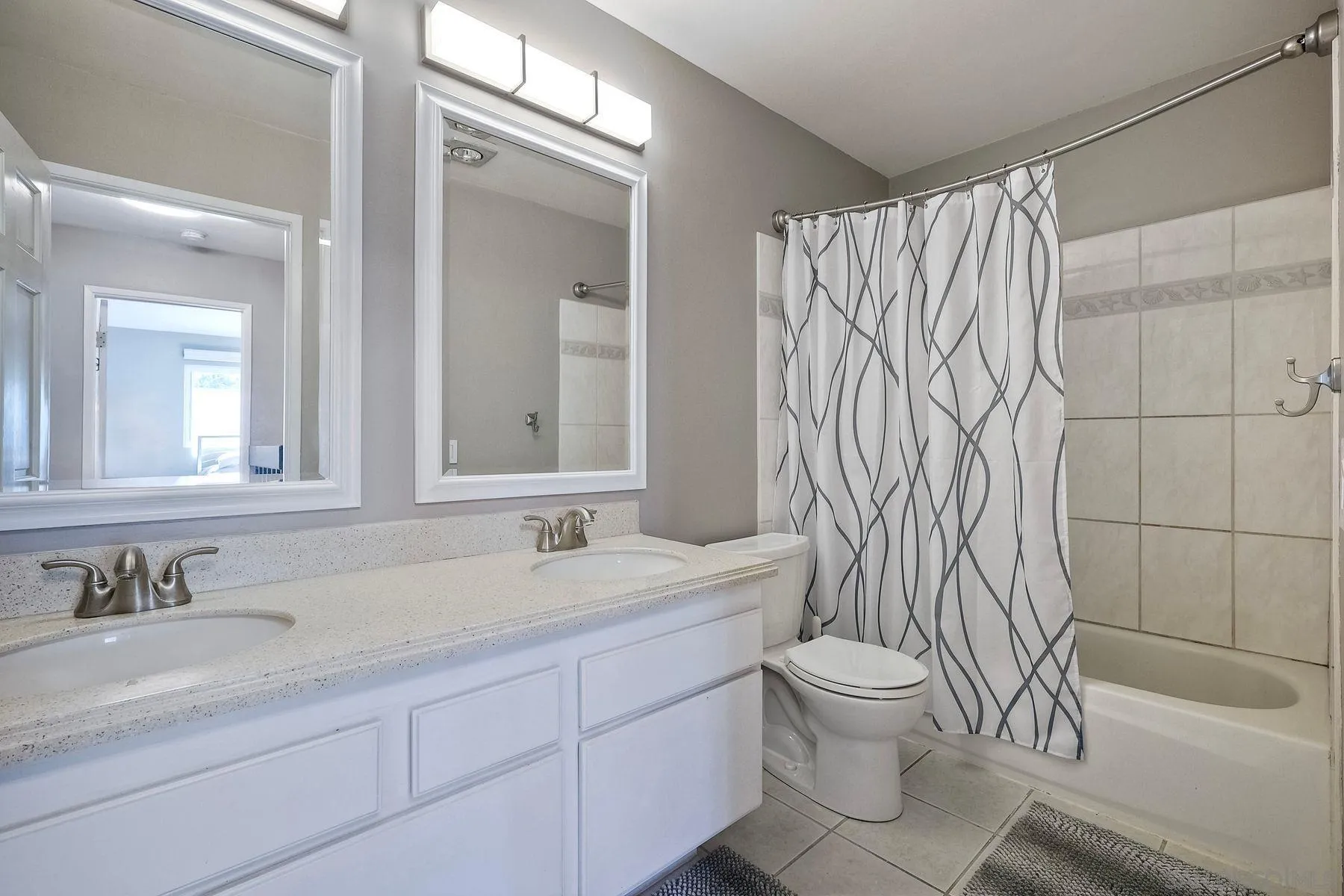 https://cdn.realtyfeed.com/cdn/127/260019890/8cab2eae38a97d0a3080bc7cf4740dc2.webp